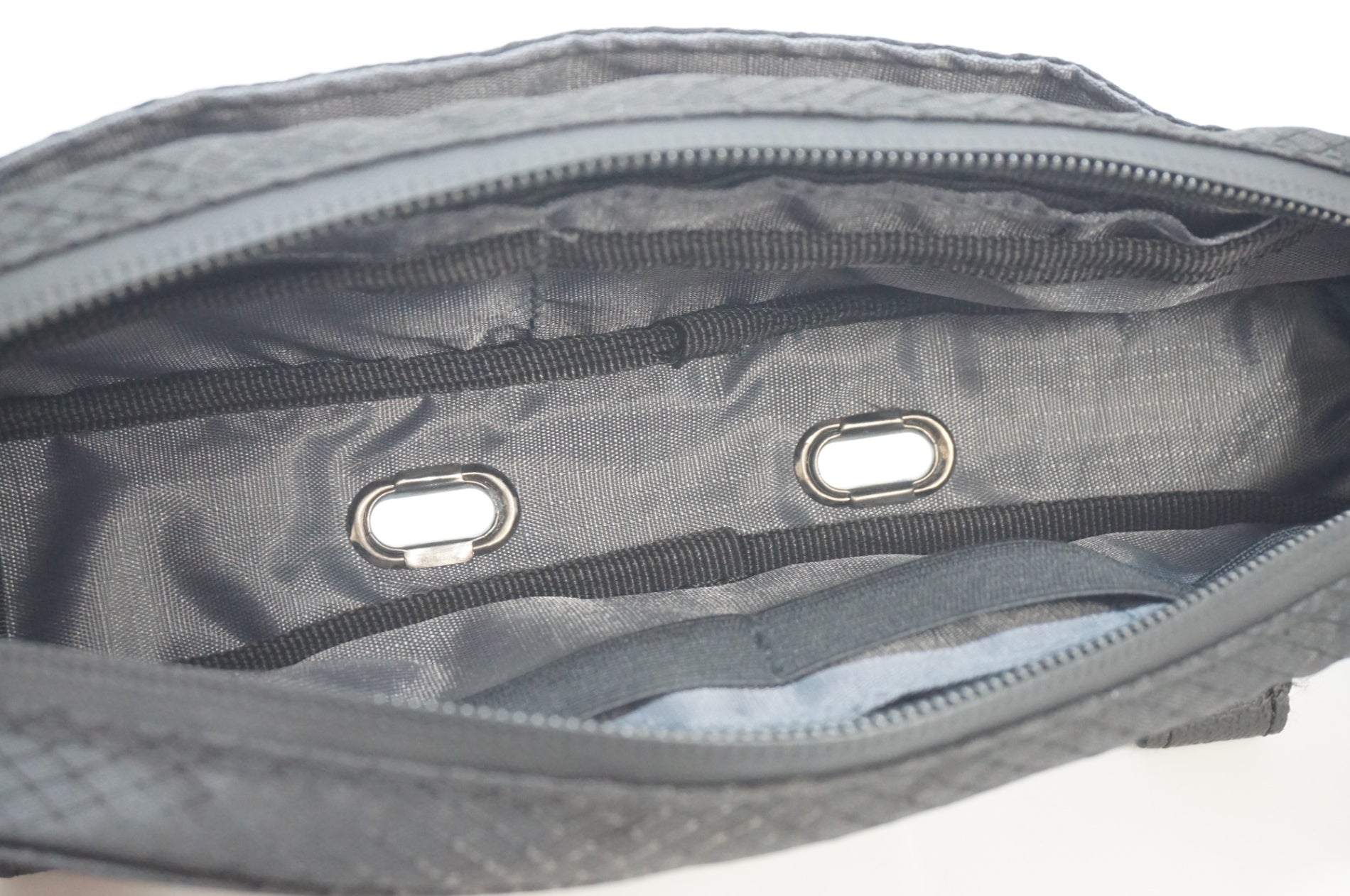 LEZYNE 「レザイン」 AERO ENERGY CADDY トップチューブバッグ」 / 福岡店