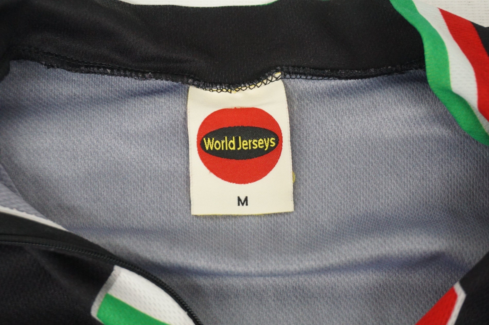 WORLD JERSEYS 「ワールドジャージ」 Mサイズ ジャージ / 阪急塚口店
