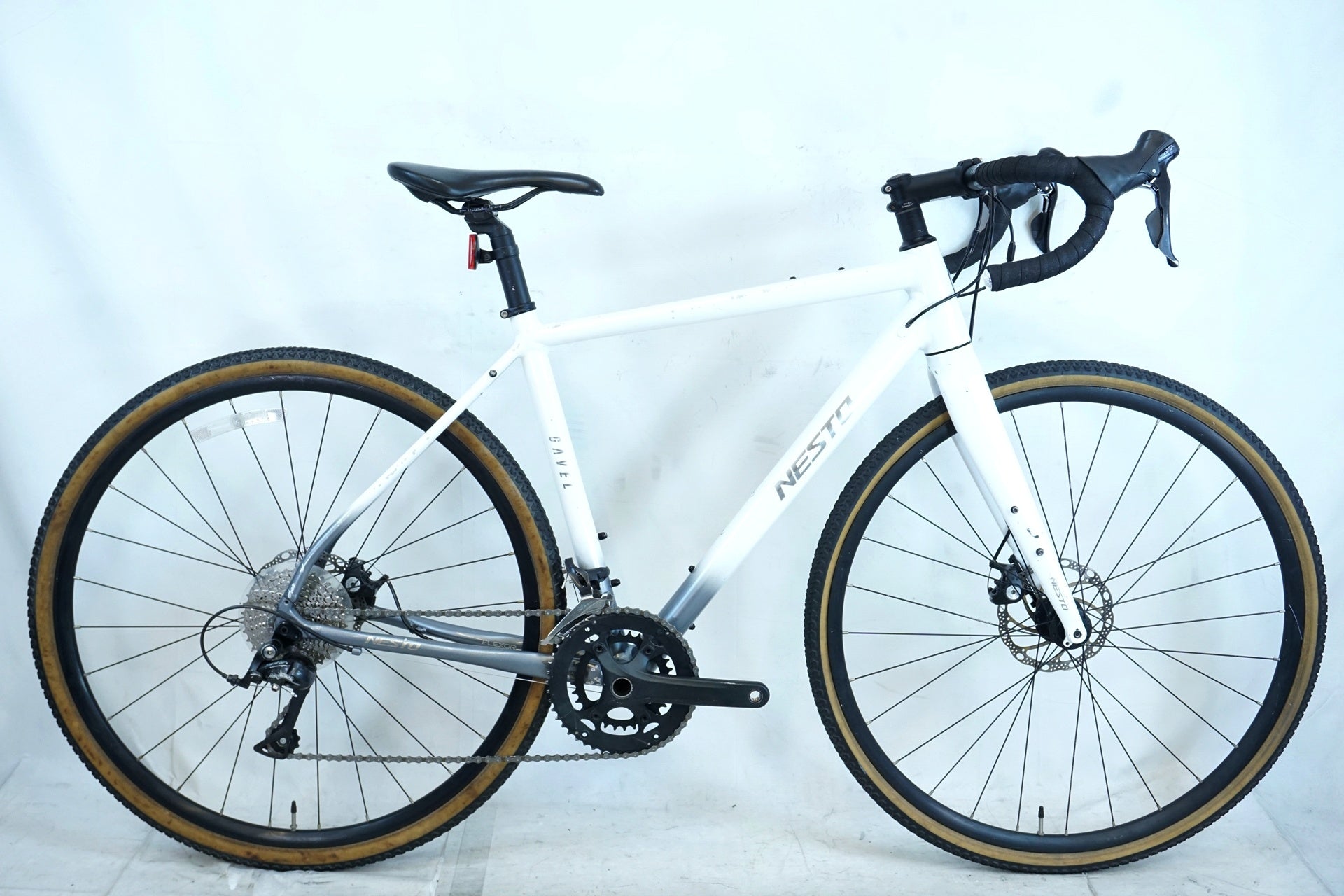 NESTO 「ネスト」 GAVEL 2026年モデル グラベル ロードバイク / 有明ガーデン店