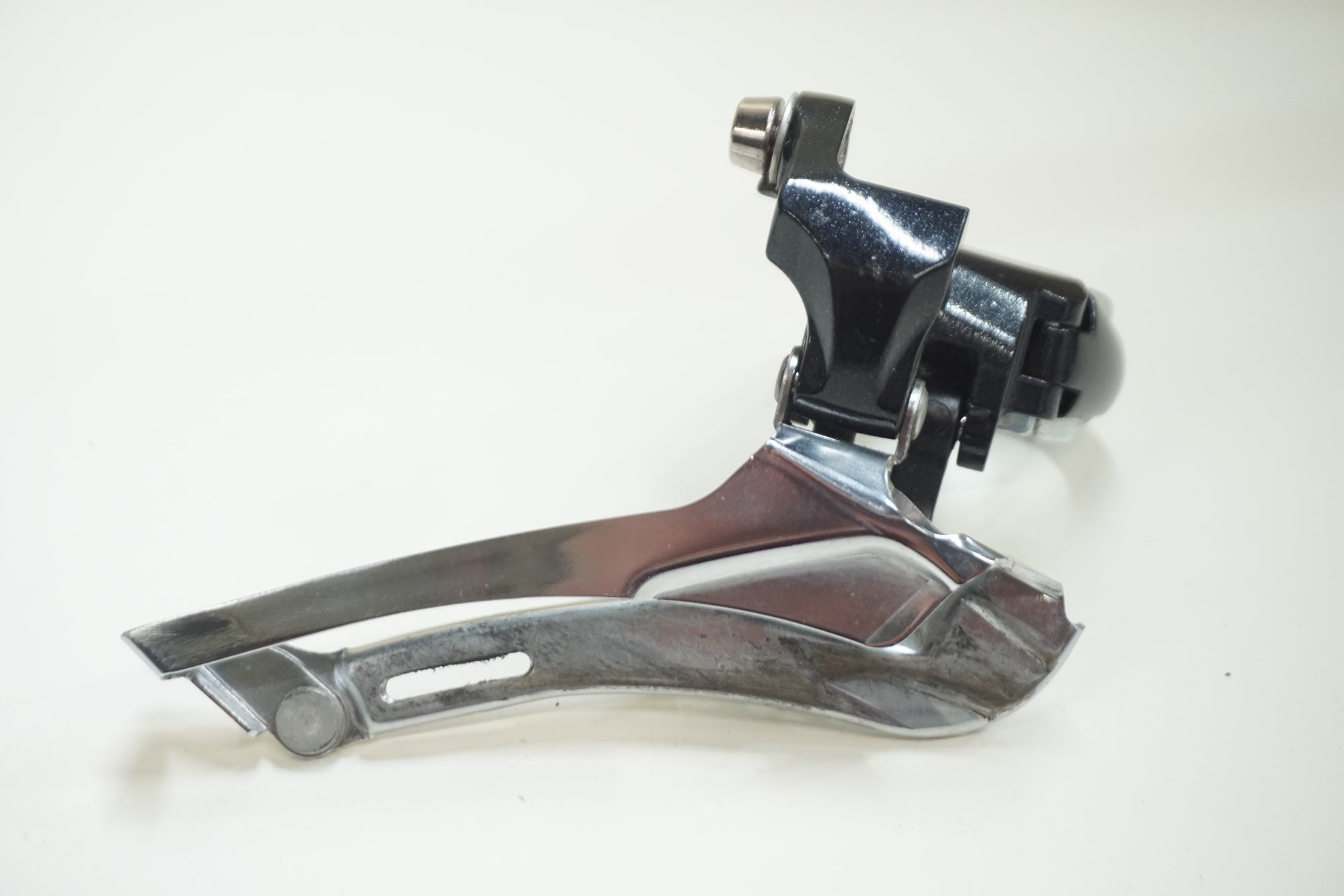 SHIMANO 「シマノ」 SORA FD-3500 φ28.6 フロントディレイラー / 大宮店