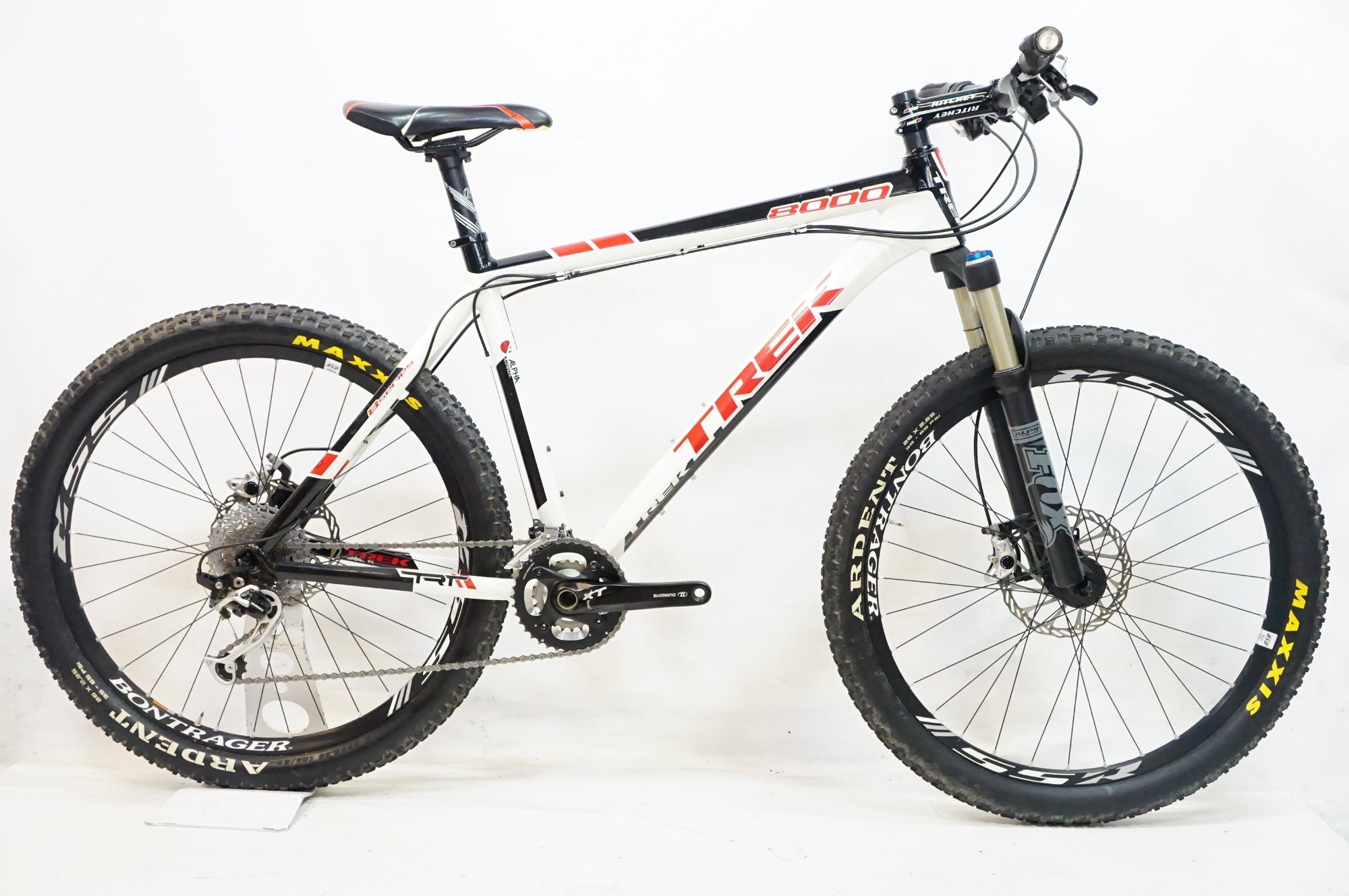 TREK 「トレック」 8000 DISC 2011年モデル マウンテンバイク / 熊谷本店