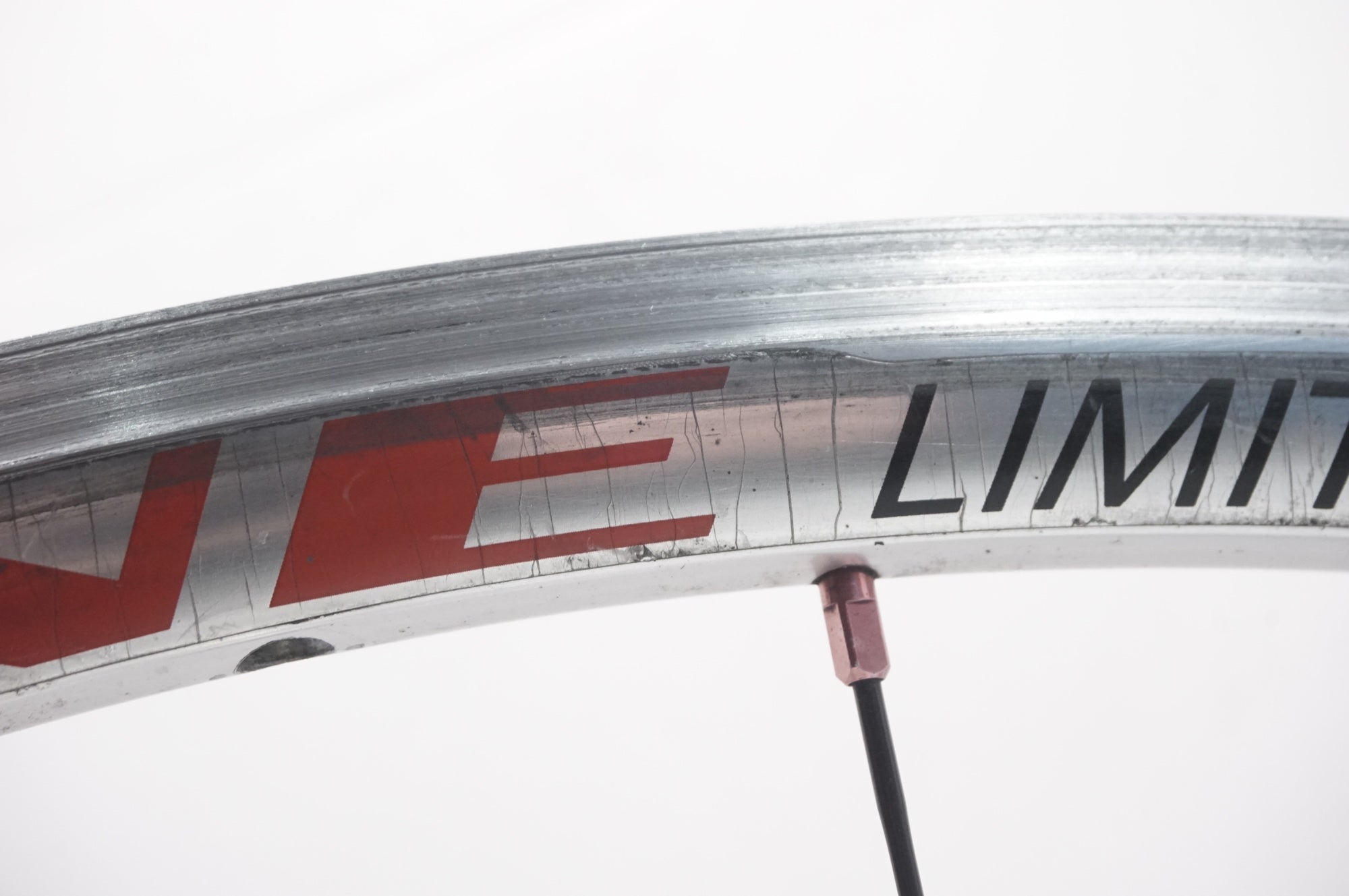 LIGHTNING ALPINE 「ライトニングアルパイン」 LIMITED EDITION シマノ8~10速 ホイールセット / 世田谷店