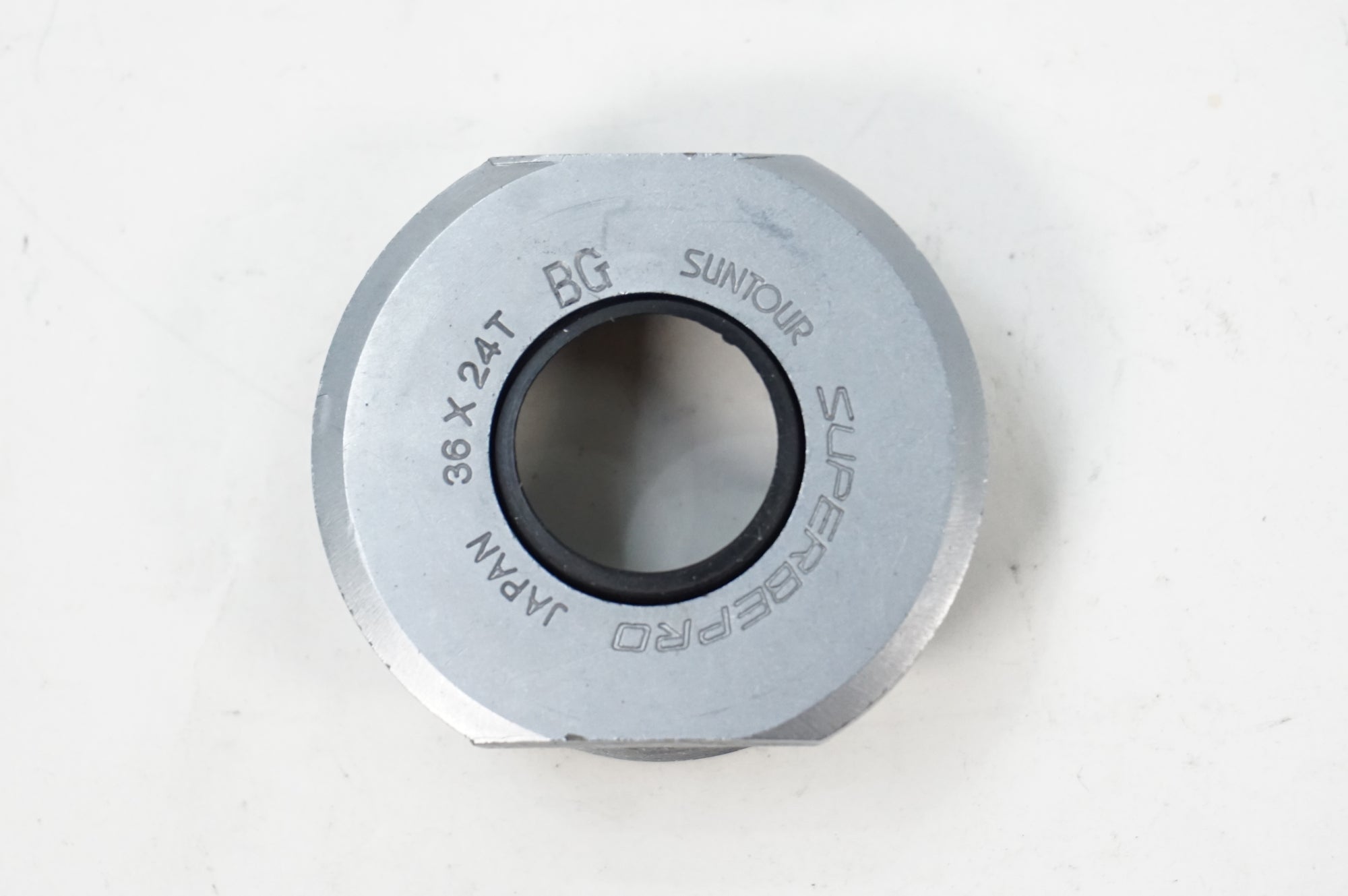 SUNTOUR 「サンツアー」 SUPERBE PRO ボトムブラケットカップのみ / 川越店