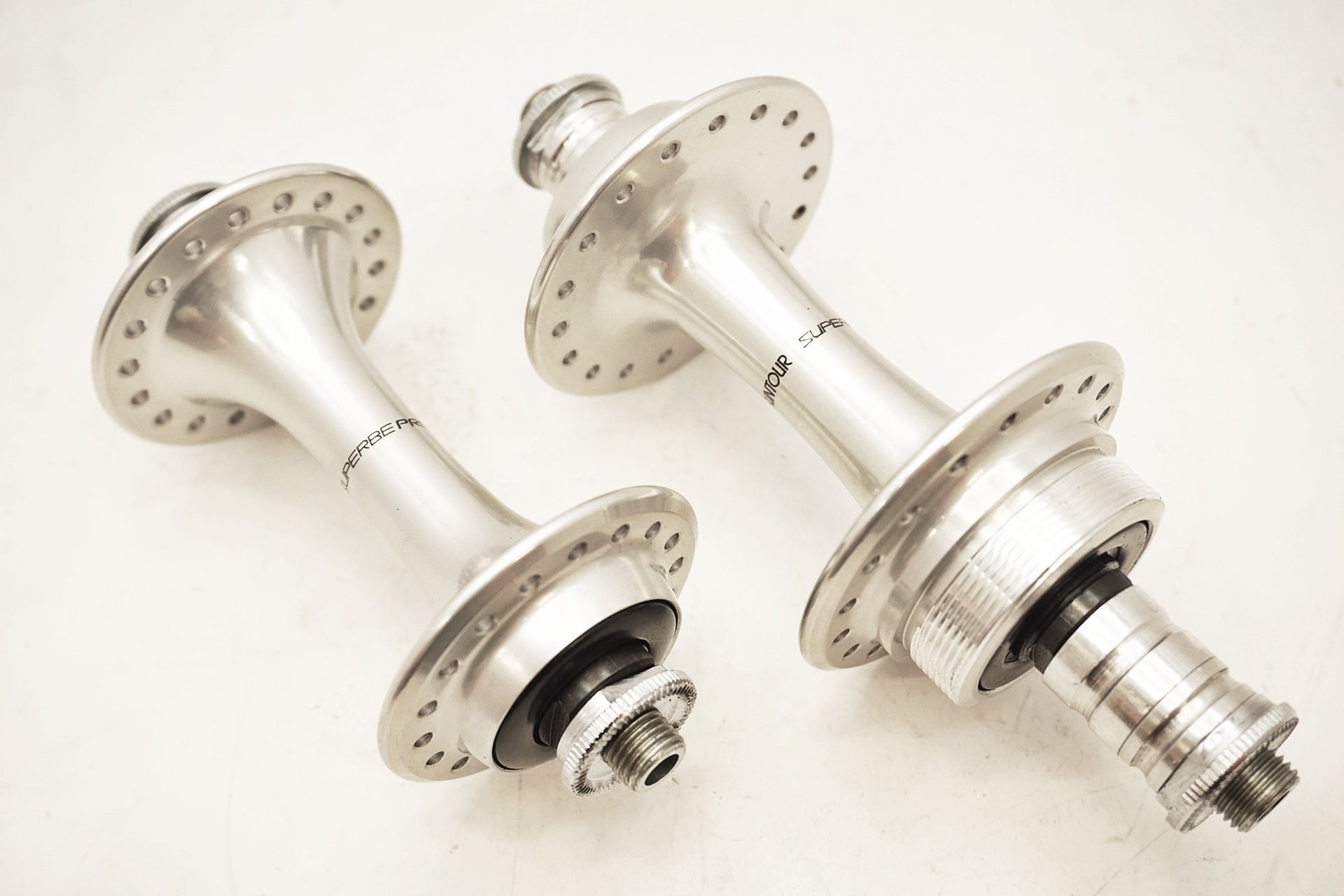 SUNTOUR 「サンツアー」 SUPERBE PRO ハブセット / 有明ガーデン店