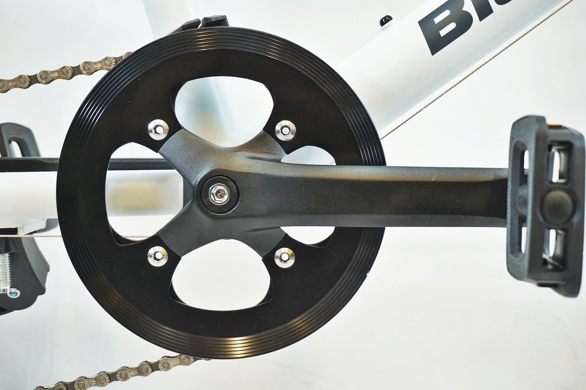 BIANCHI 「ビアンキ」 LECCO 2023年モデル 20インチ ミニベロ / 有明ガーデン店