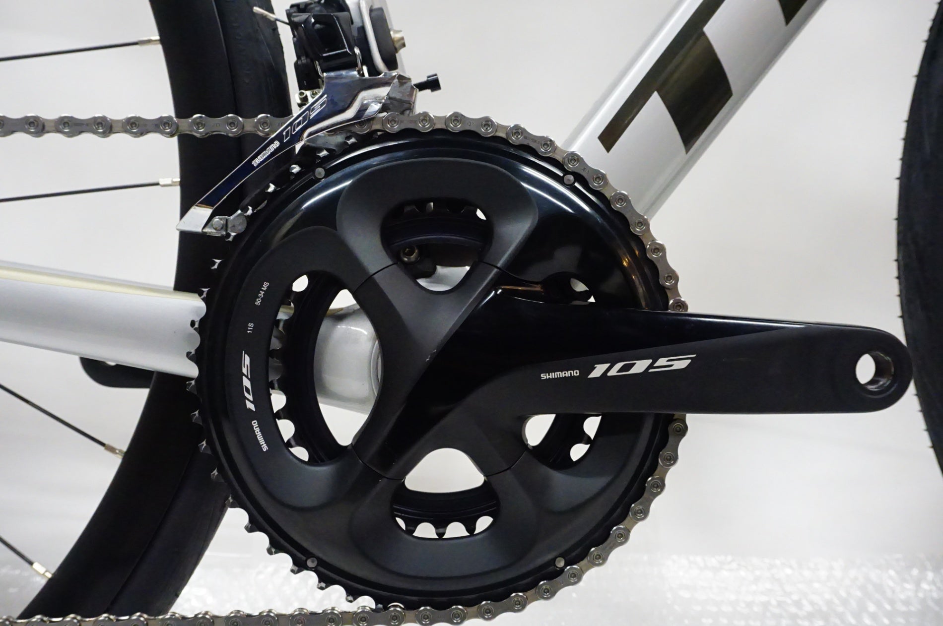 TREK 「トレック」 EMONDA SL5 DISC 2021年モデル ロードバイク / 名古屋大須店
