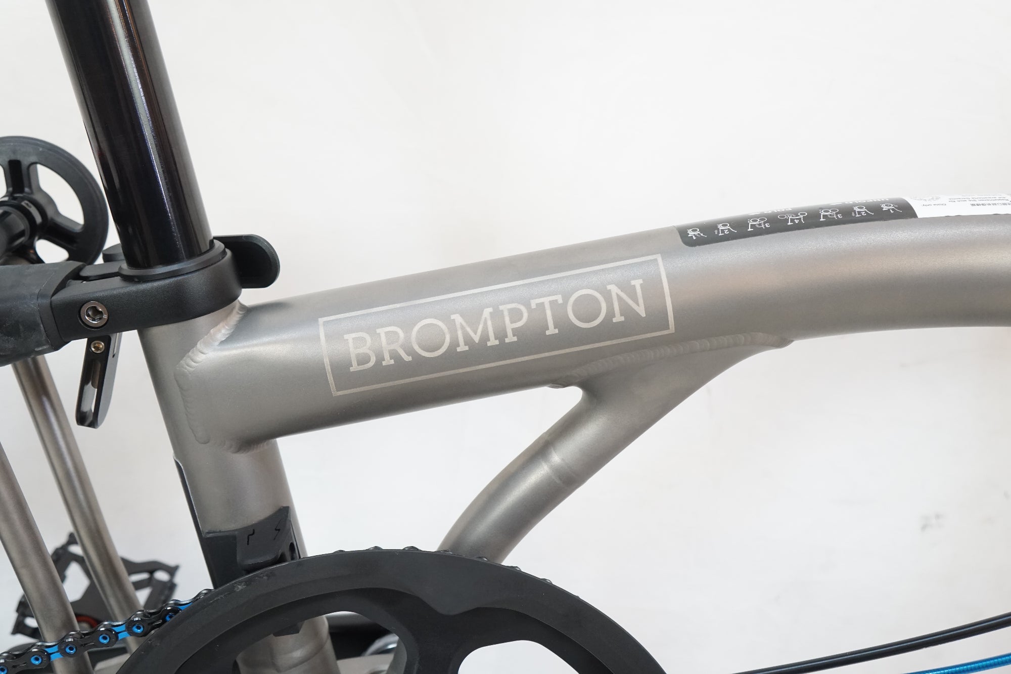 BROMPTON 「ブロンプトン」 T LINE URBAN LOW S4L 2023年モデル 16インチ 折り畳み自転車 / バイチャリ浦和ベース