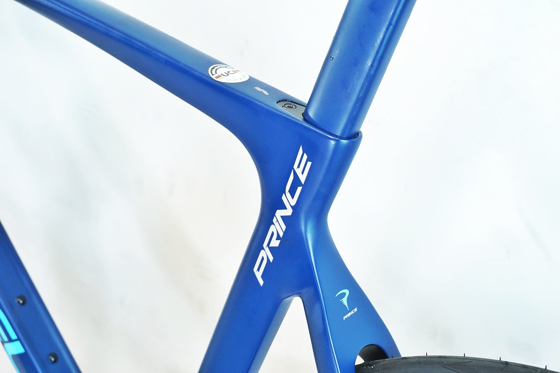 PINARELLO 「ピナレロ」 PRINCE DISK 105 2022-2023年モデル カスタム ロードバイク / 有明ガーデン店
