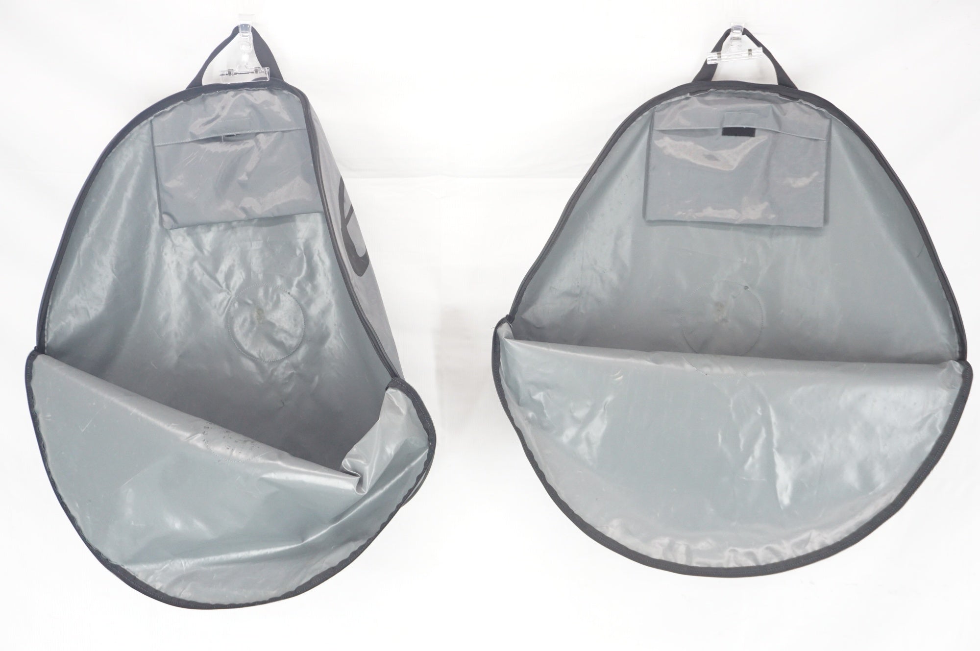 CAMPAGNOLO 「カンパニョーロ」 2枚セット ホイールバッグ / 阪急塚口店