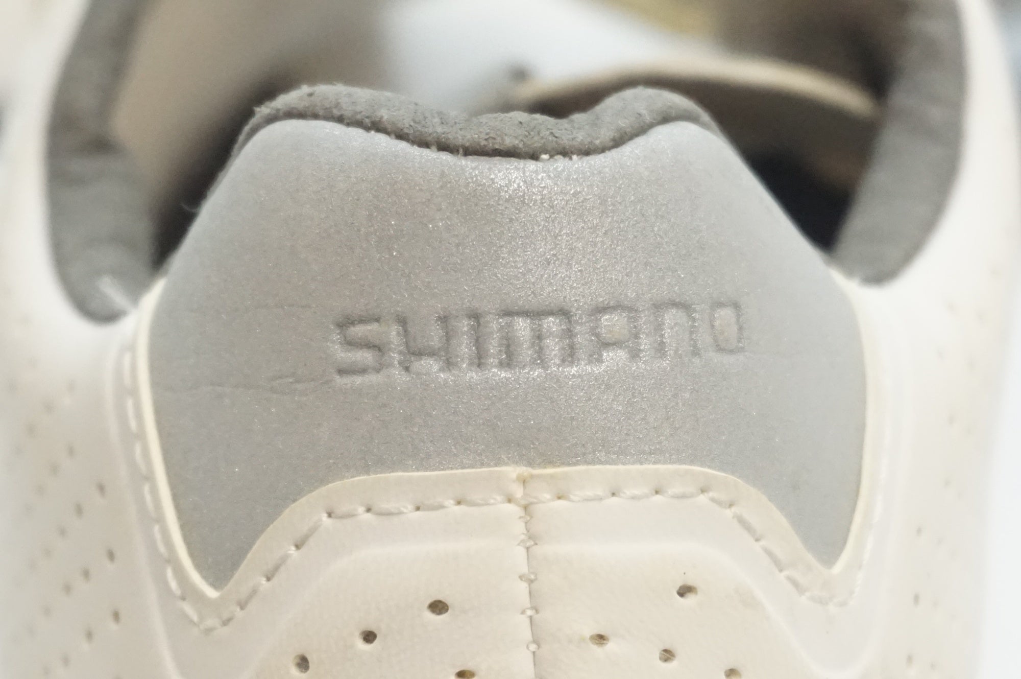 SHIMANO 「シマノ」 RT5 SH-RT500W 38(23.8cm)サイズ シューズ / 福岡店