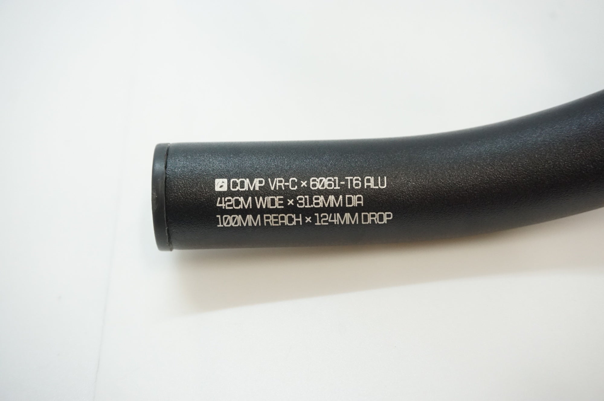 BONTRAGER 「ボントレガー」 COMP VR-C φ31.8 420mm ハンドル / 福岡店