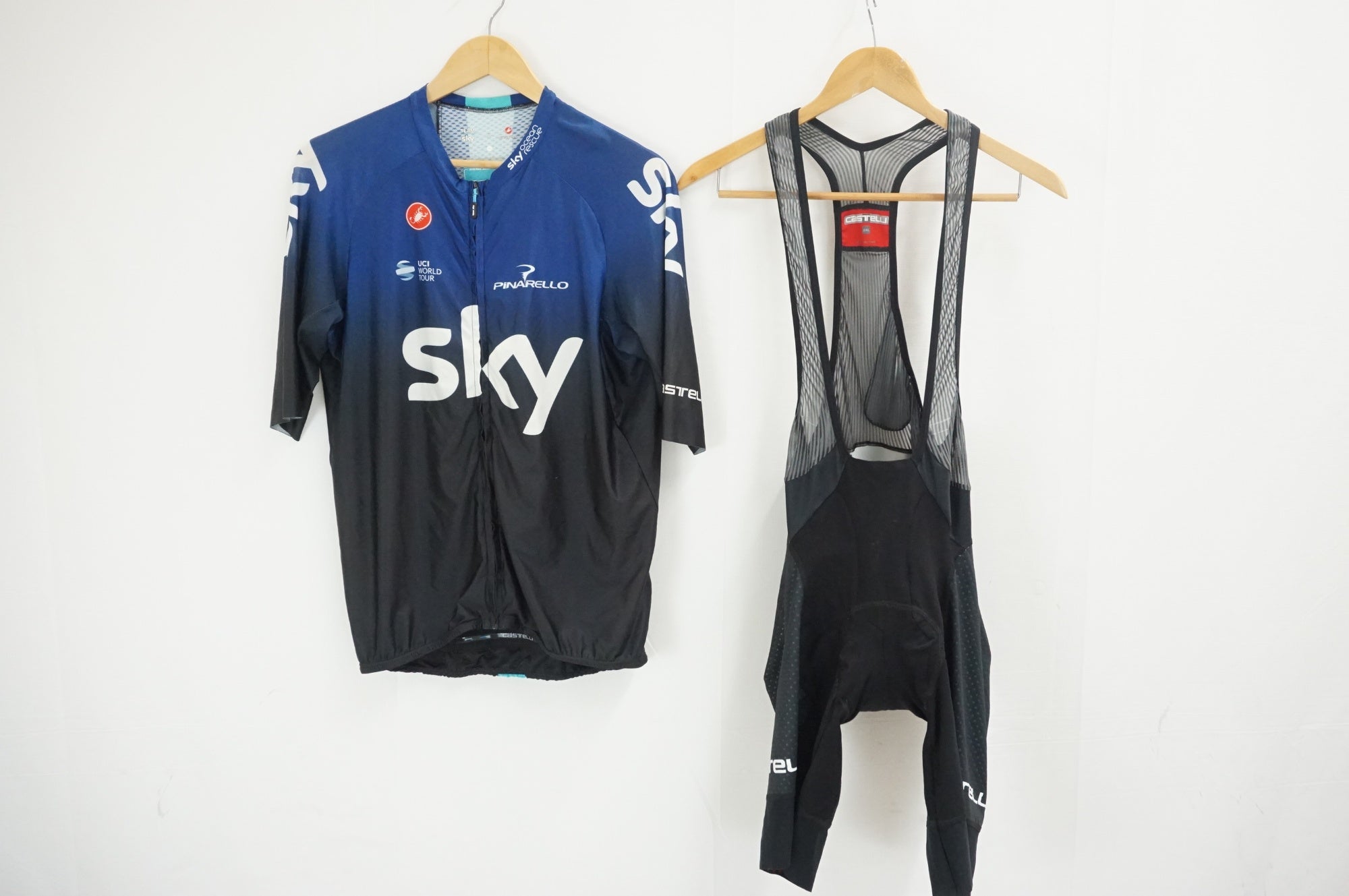 カステリ 上質な着心地をもたらすハイエンドウェアのPREMIO KIT