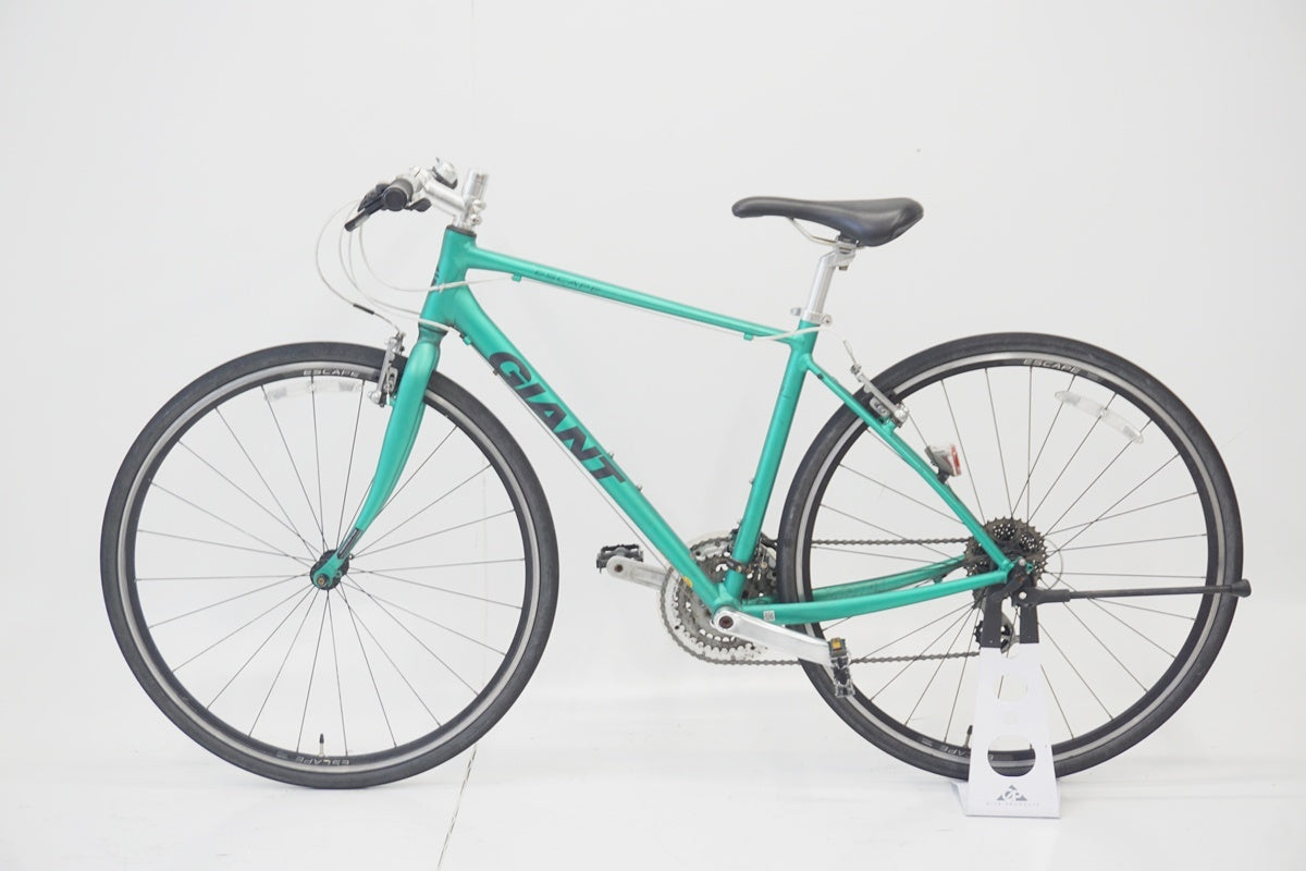 GIANT「ジャイアント」 ESCAPE R3 2020年モデル クロスバイク / 京都八幡店