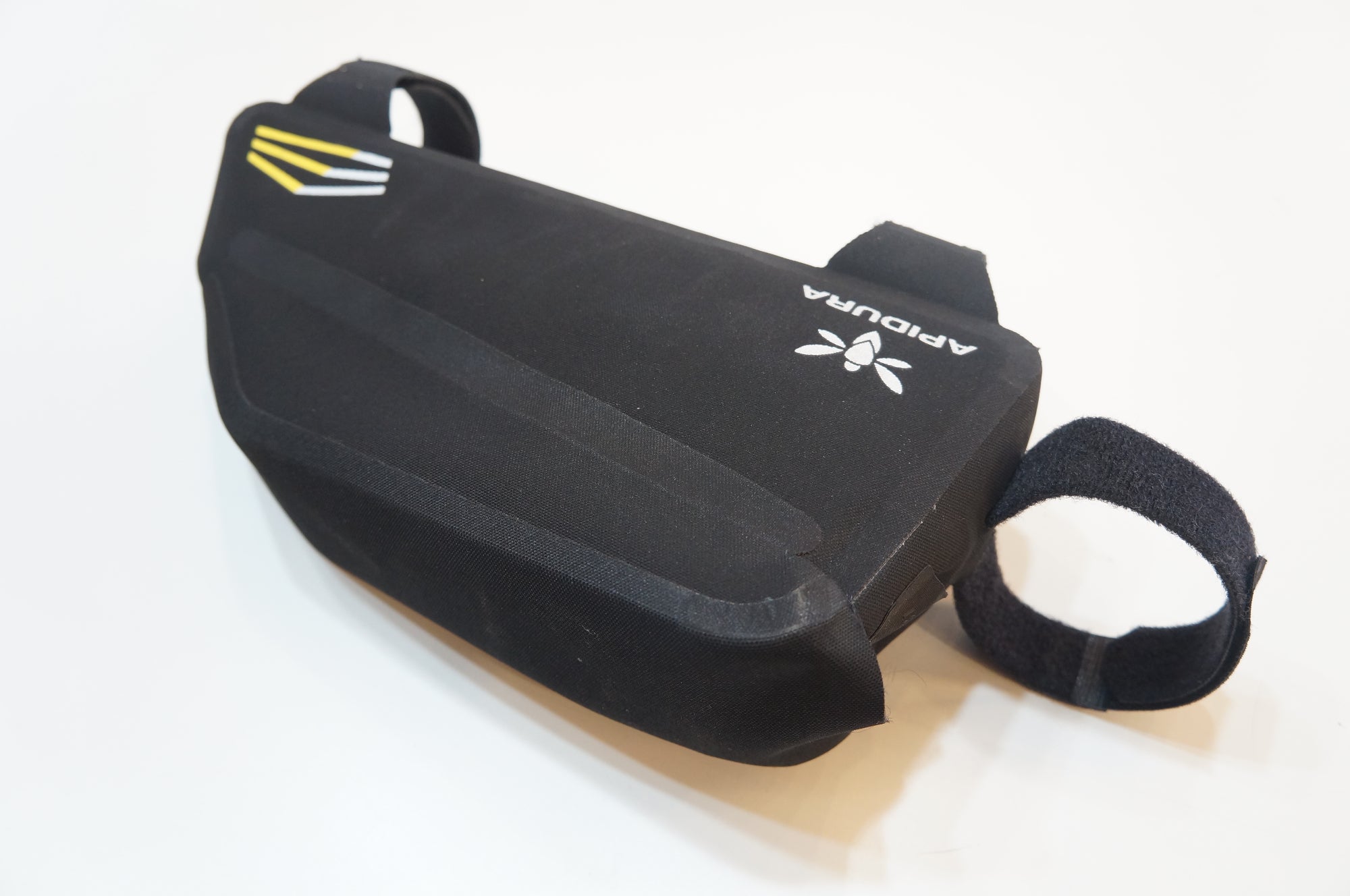 APIDURA 「アピデュラ」 RACING TOP TUBE PACK トップチューブバッグ / バイチャリ浦和ベース