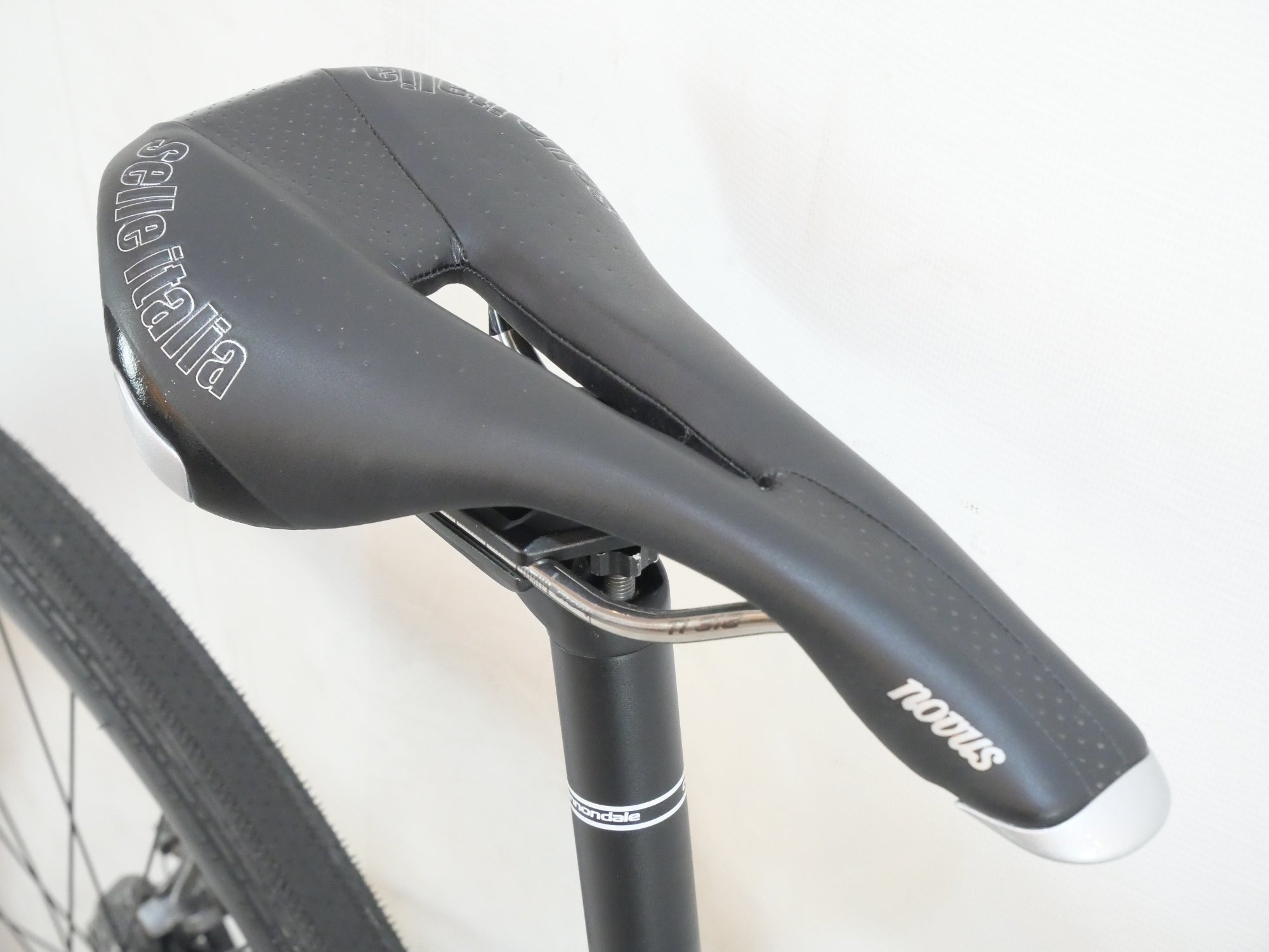 CANNONDALE 「キャノンデール」 CAADX 5 2014年モデル グラベルロードバイク / バイチャリ浦和ベース