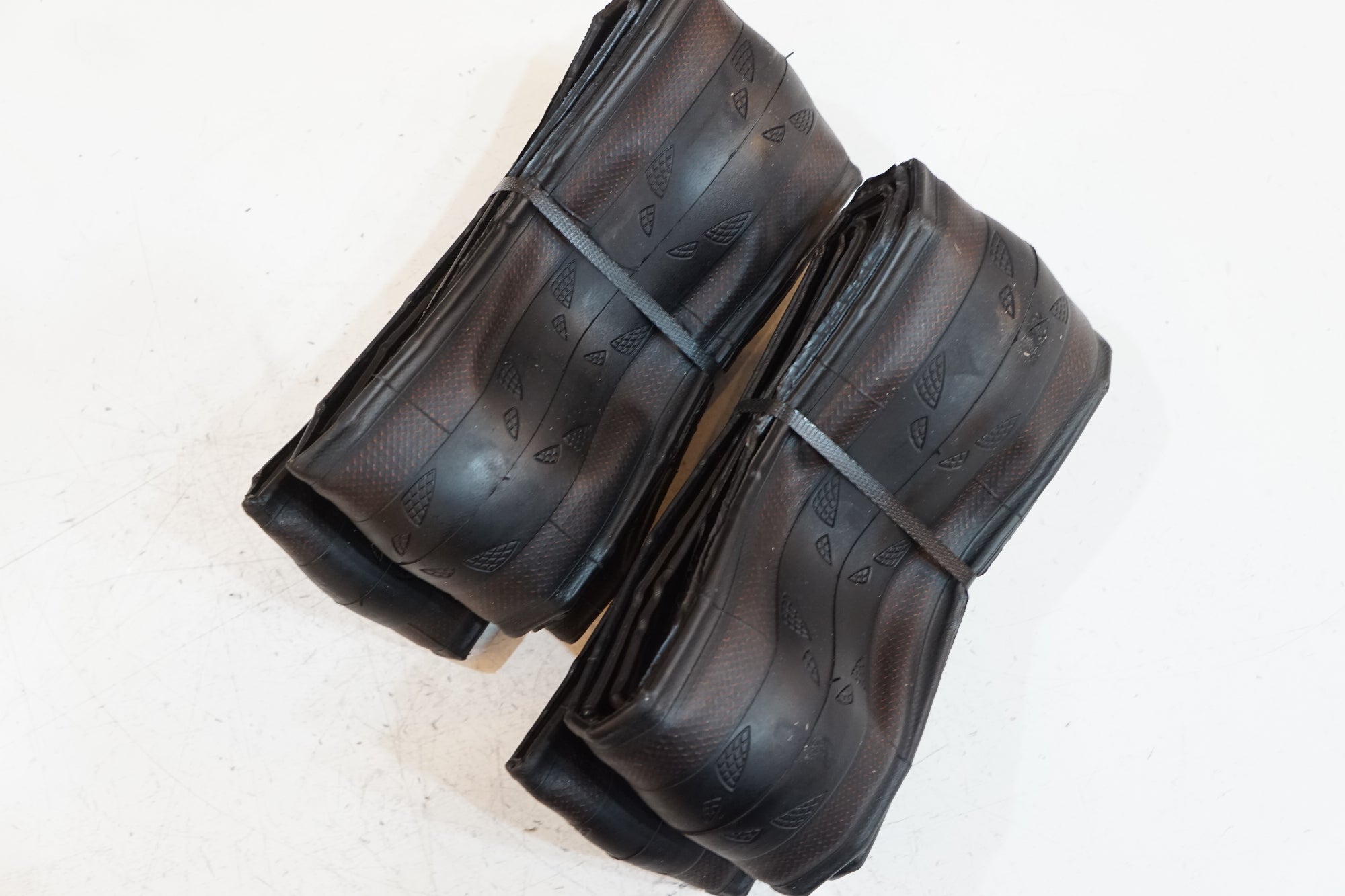 CONTINENTAL 「コンチネンタル」 GATORSKIN 700x32c タイヤ / バイチャリ浦和ベース