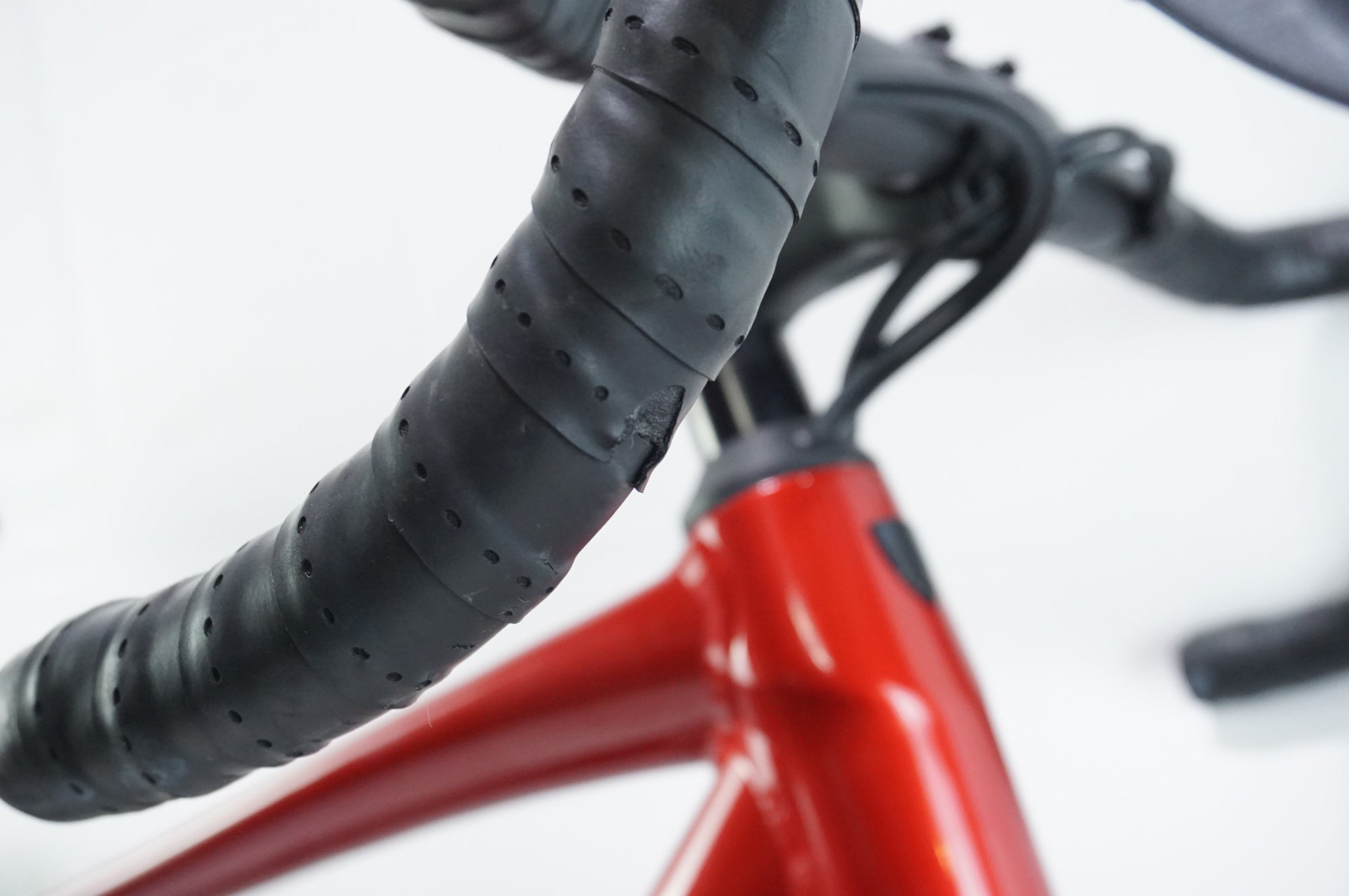 TREK 「トレック」 DOMANE AL 2 GEN 4 2025年モデル ロードバイク / 東京商品化センター