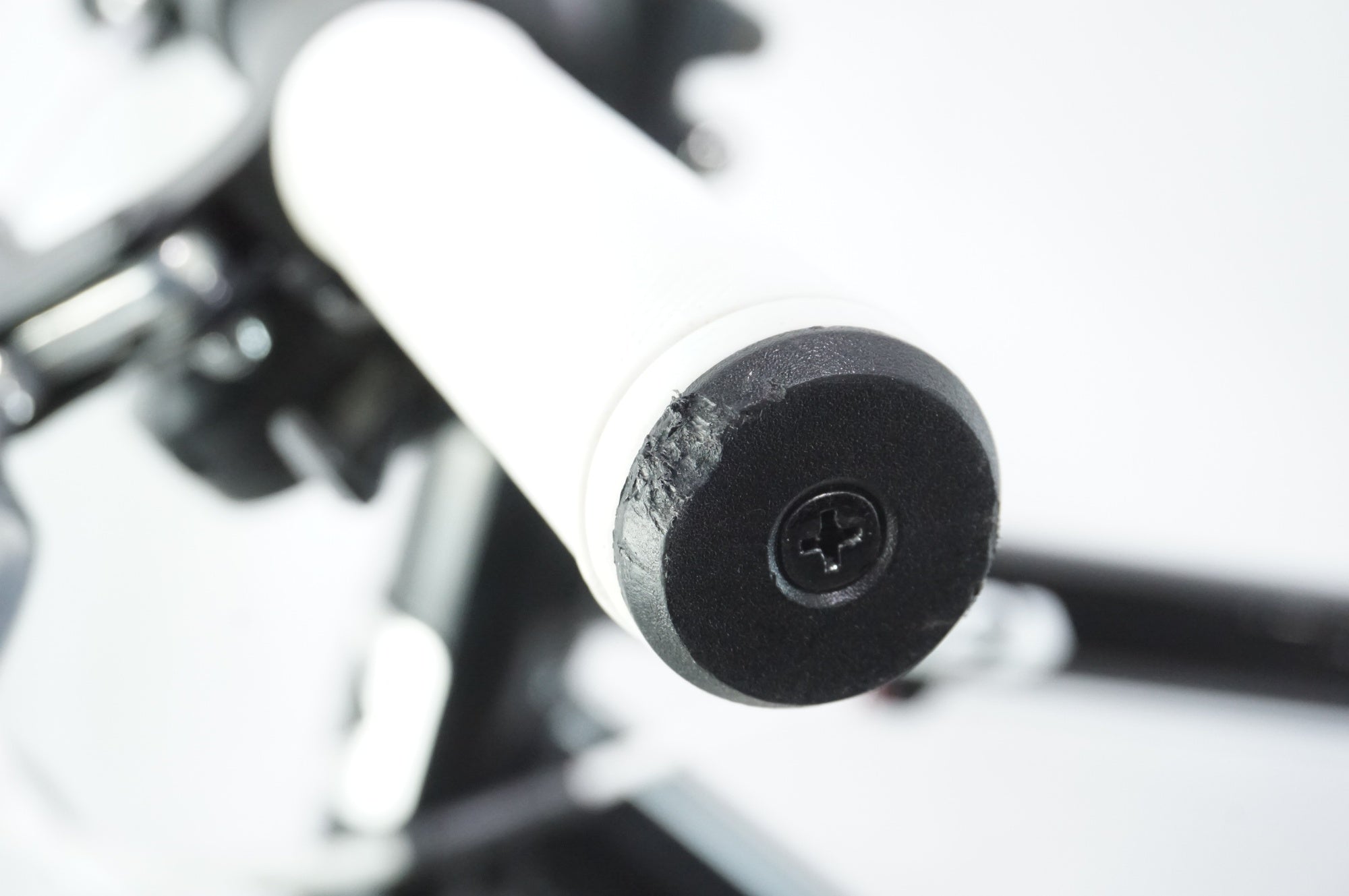 LOUIS GARNEAU 「ルイガノ」 SETTER8.0 2022年モデル クロスバイク / 中目黒店