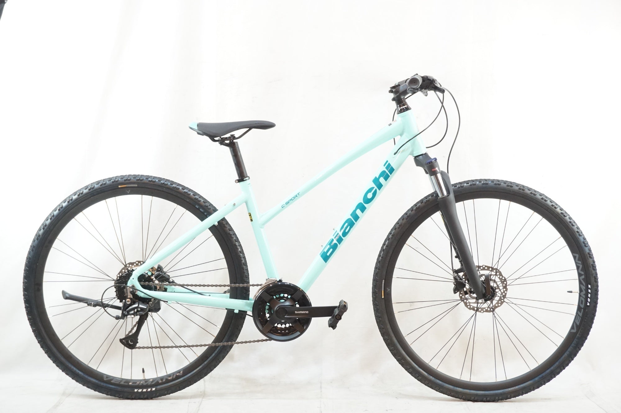 BIANCHI 「ビアンキ」 C-SPORT CROSS DISC 2026年モデル クロスバイク / 浦和ベース