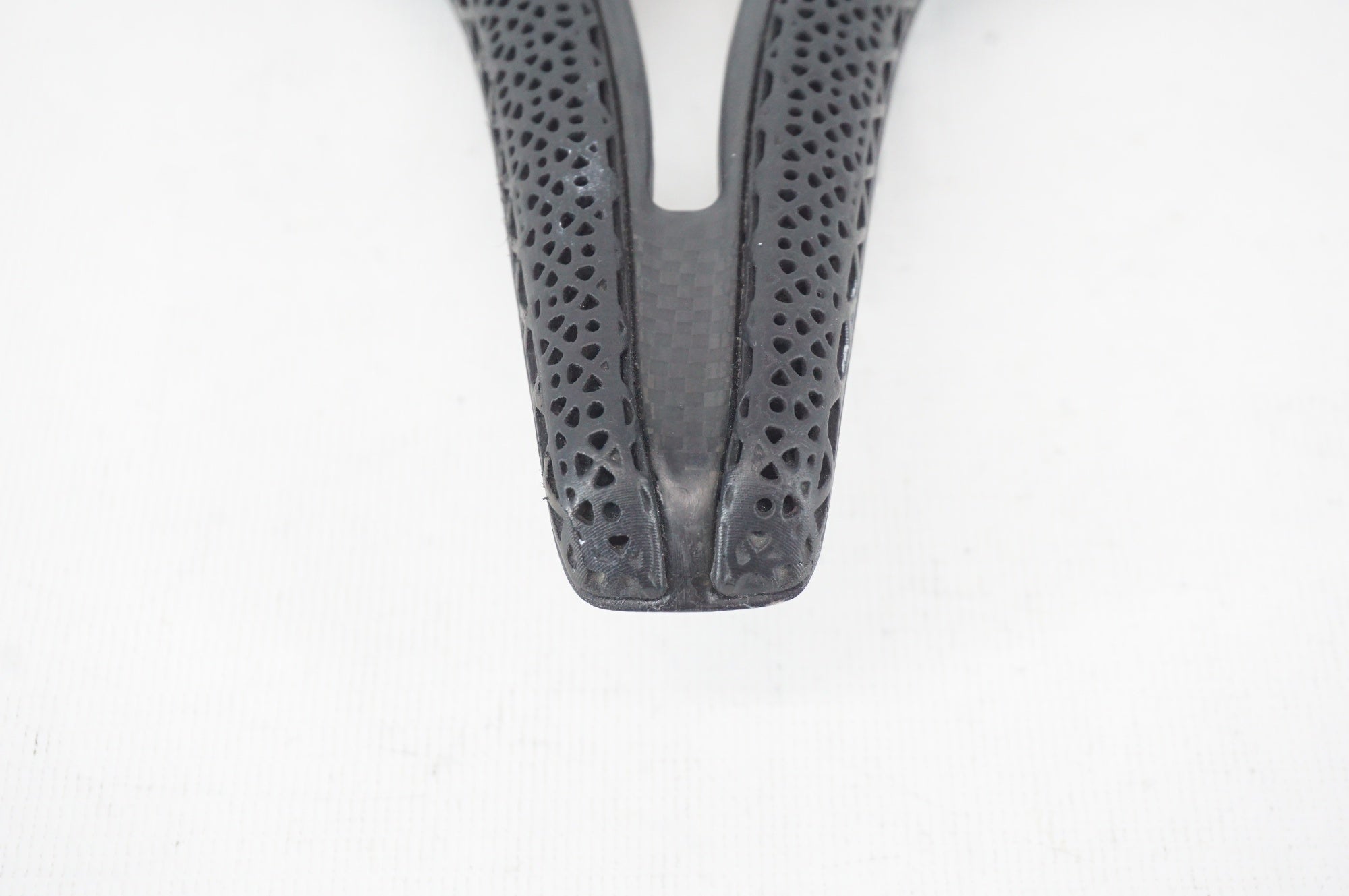 TNI 「ティーエヌアイ」 3D printing II サドル / 阪急塚口店