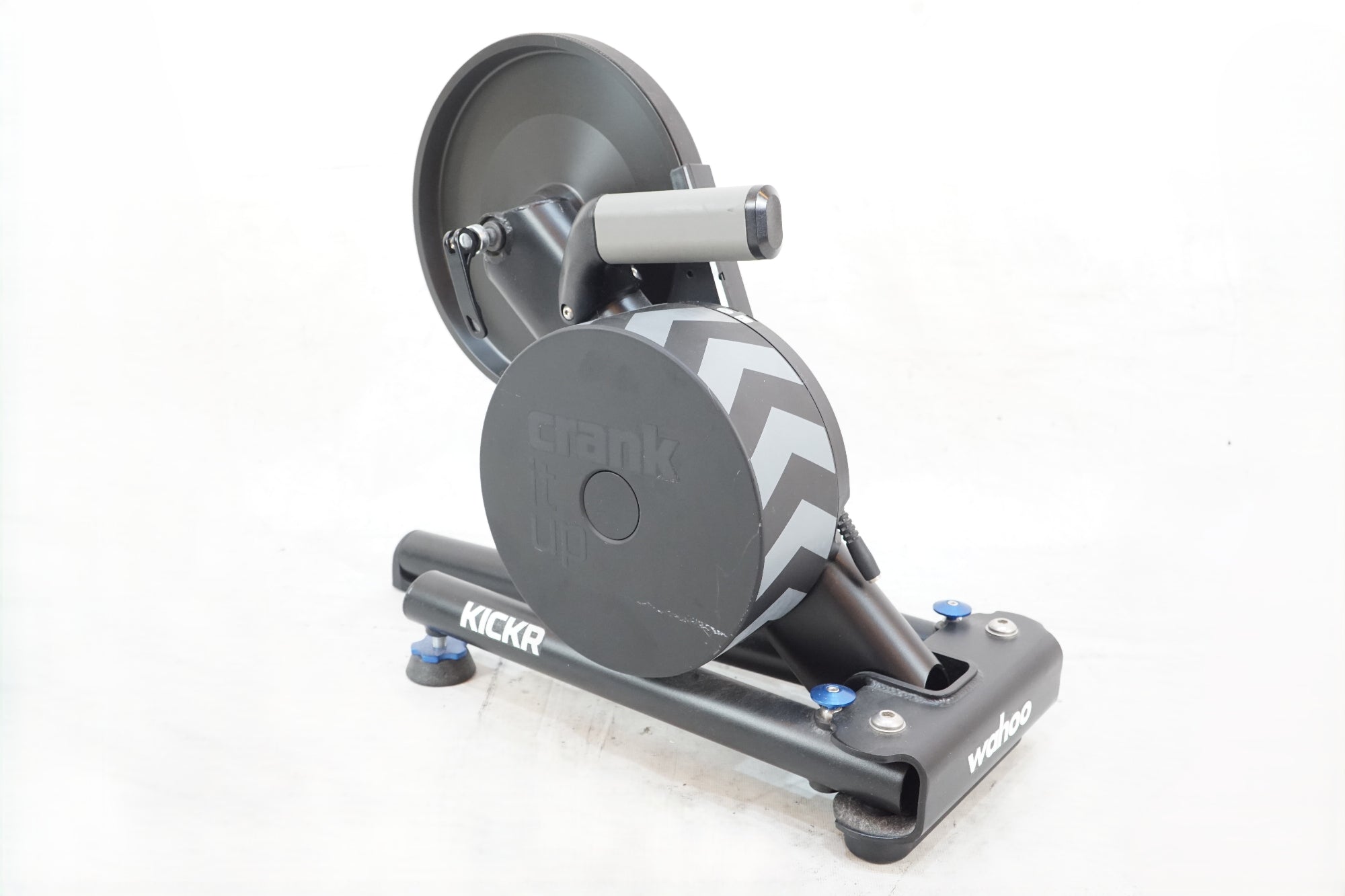 WAHOO 「ワフー」 KICKR V4 WF113 スマートトレーナー / バイチャリ浦和ベース