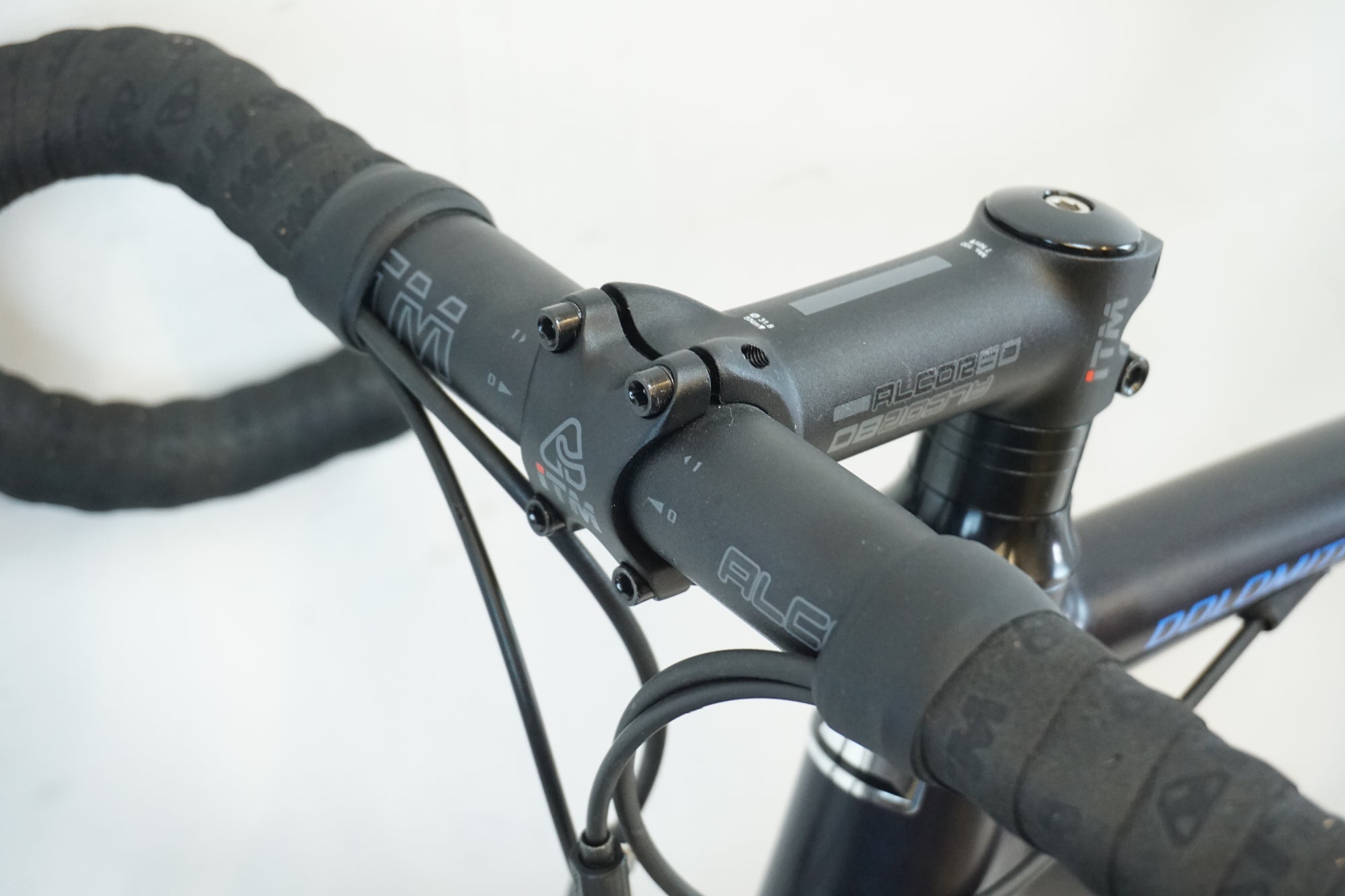 CORRATEC 「コラテック」 DOLOMITI SORA 2024年モデル ロードバイク / 有明ガーデン店