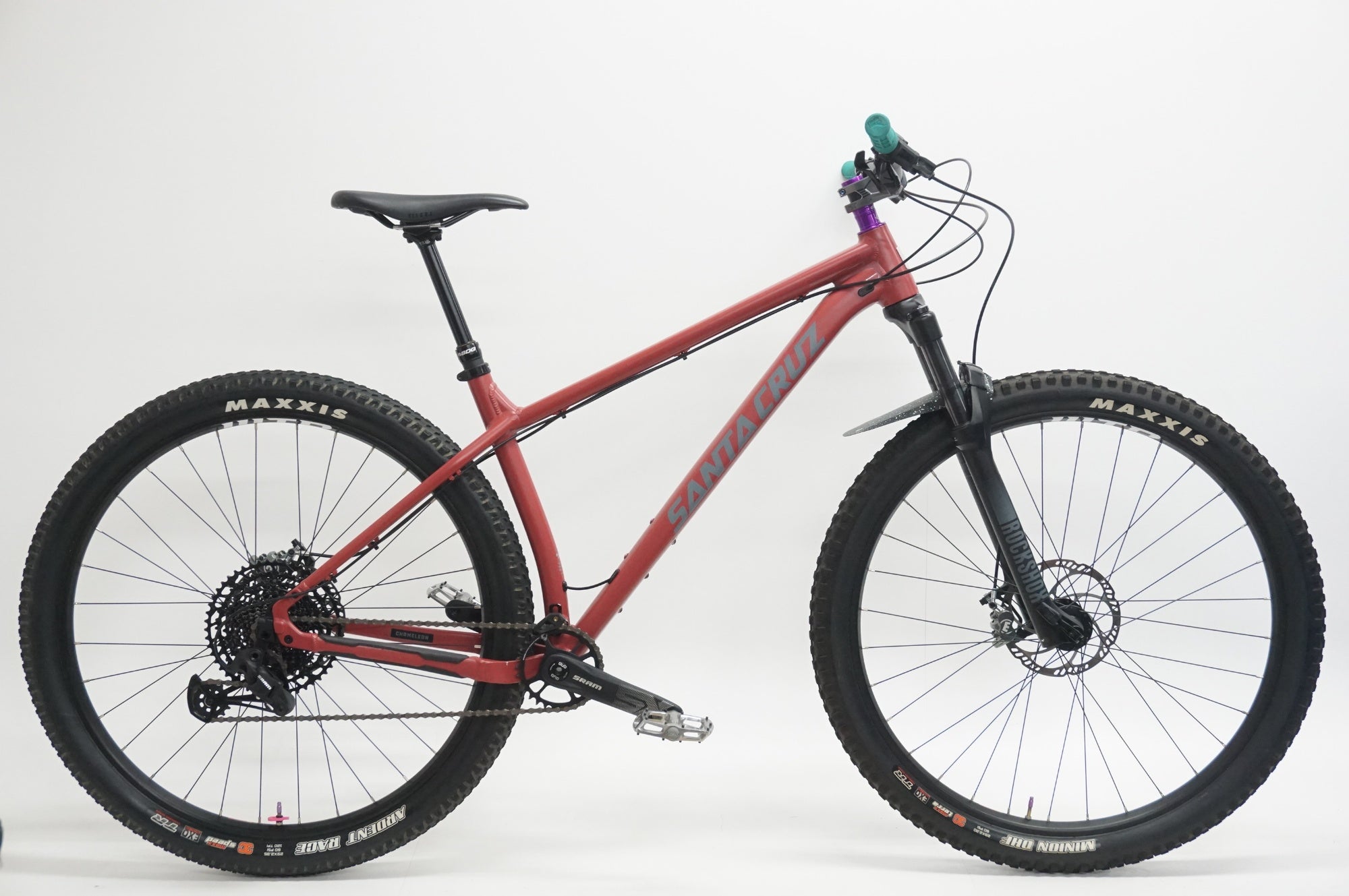 SANTA CRUZ 「サンタクルズ」 CHAMELEON7 AL 29 2021年モデル