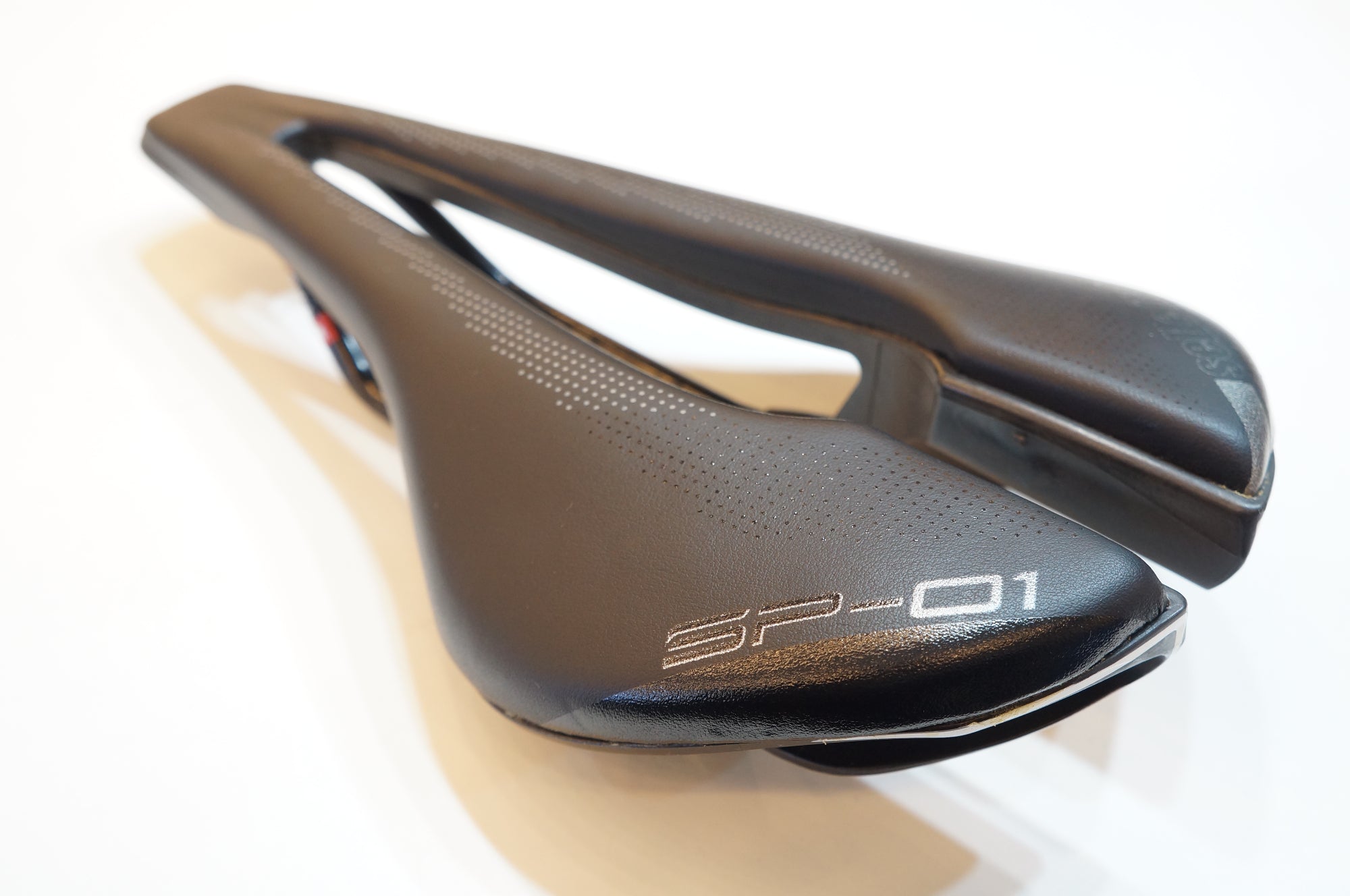 SELLE ITALIA 「セラ イタリア」 SP-01 BOOST MANGANESE サドル/ バイチャリ浦和ベース