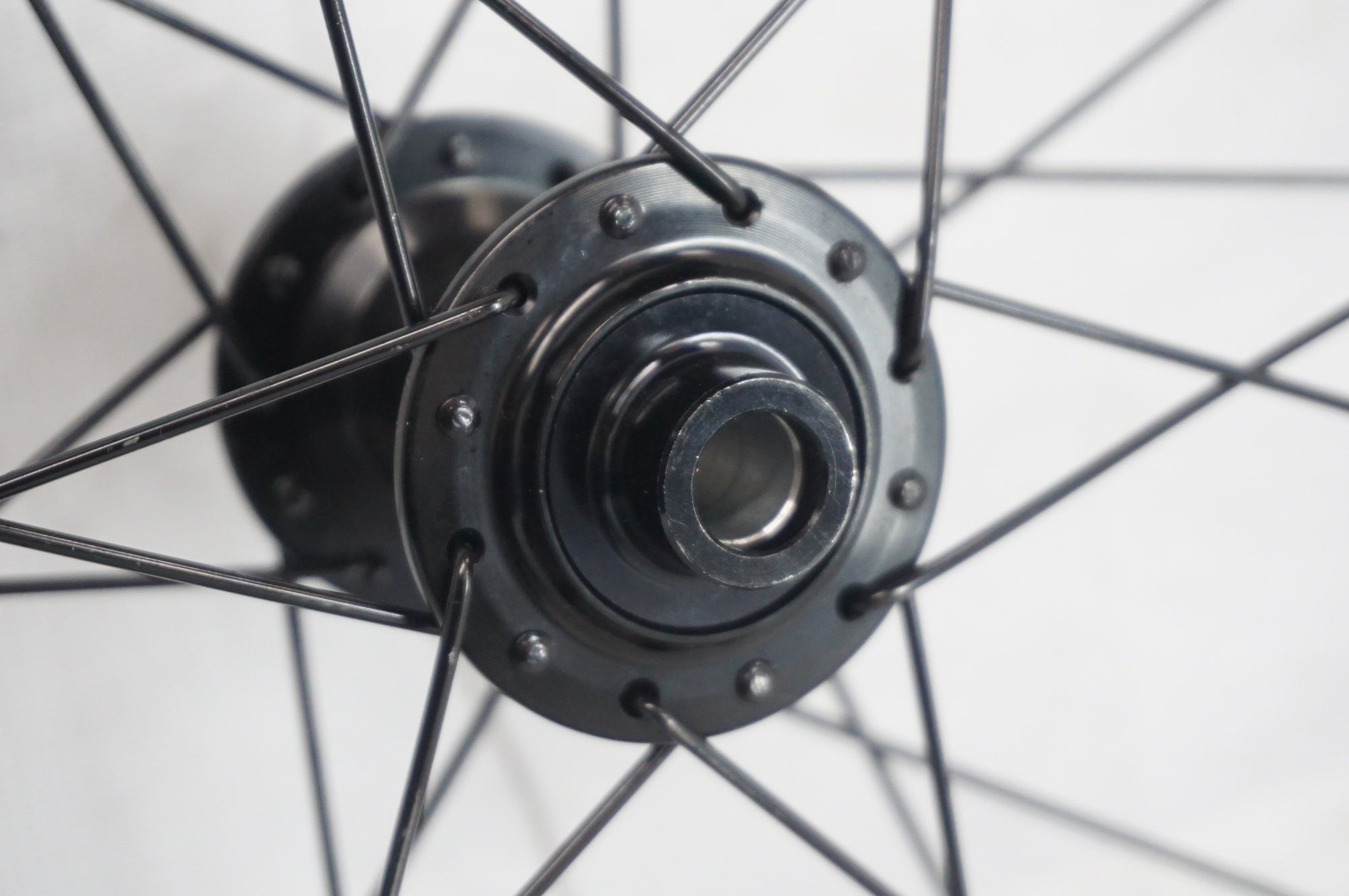 BONTRAGER 「ボントレガー」 PARADIGM TLR23 DISC シマノ11速 ホイールセット / 阪急塚口店
