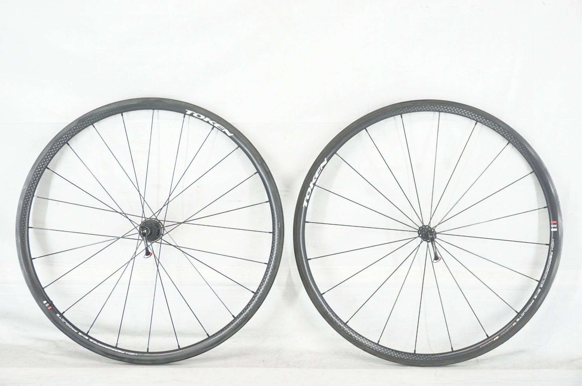 TOKEN 「トーケン」 T28 カーボン TU ホイールセット / 阪急塚口店