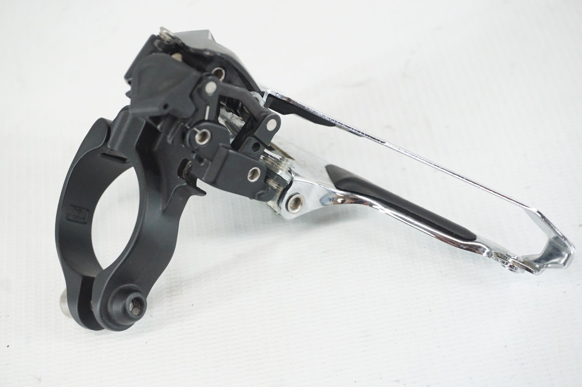 SHIMANO 「シマノ」 105 FD-R7000 Φ31.8 フロントディレイラー / 阪急塚口店