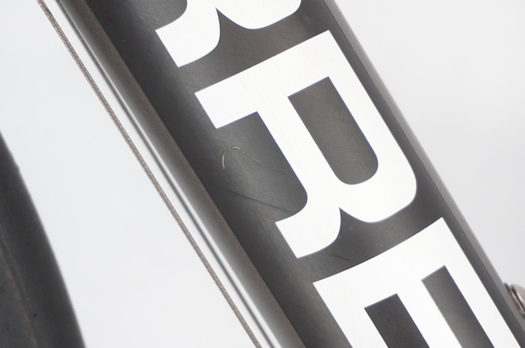 CARRERA 「カレラ」 VELENO ULTEGRA 2012年モデル ロードバイク / 阪急塚口店