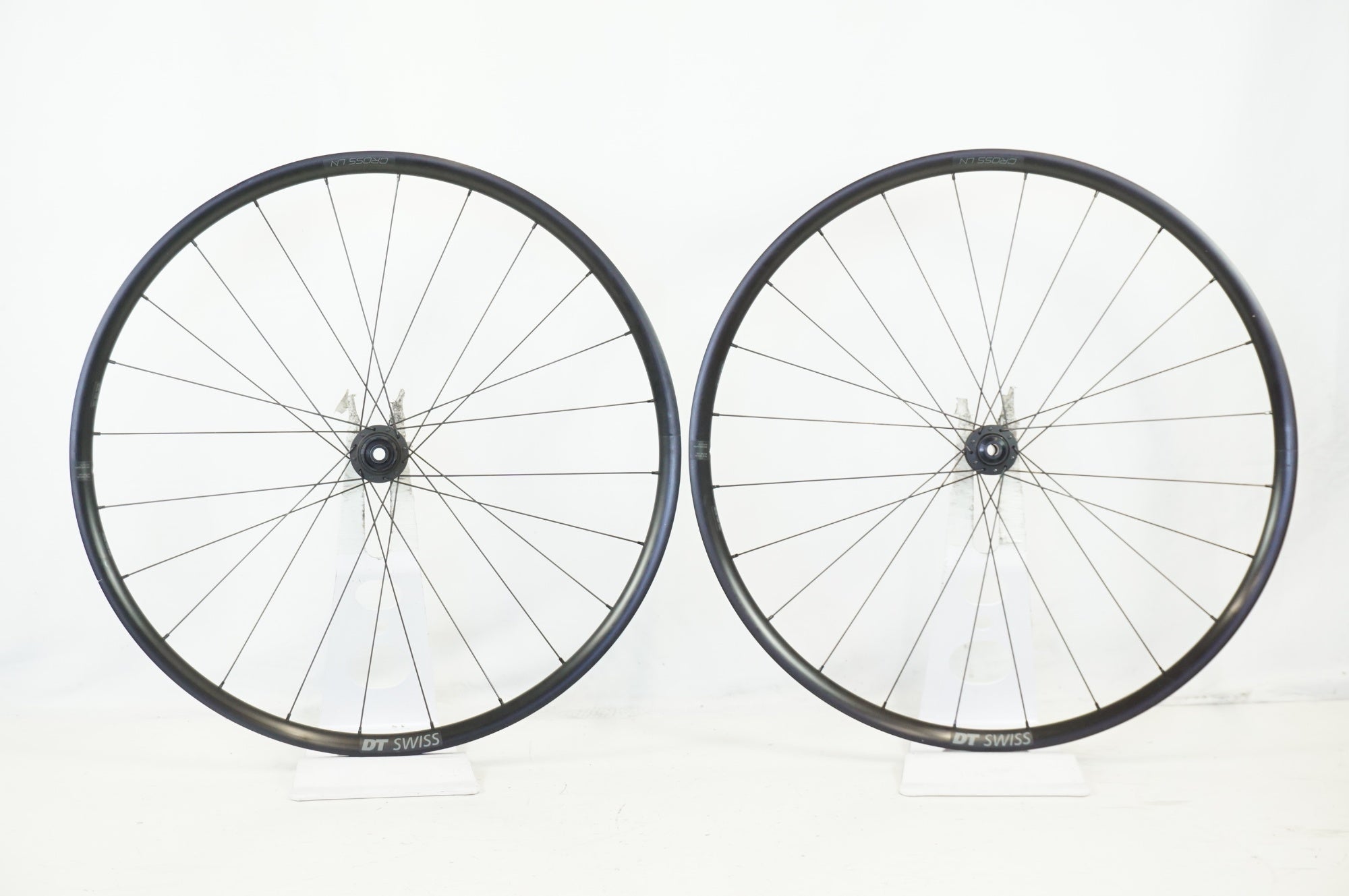 スパチ ディスクホイール 11s DT SWISS 「ディーティースイス」 CROSS LN DISC SHIMANO 11s ホイール