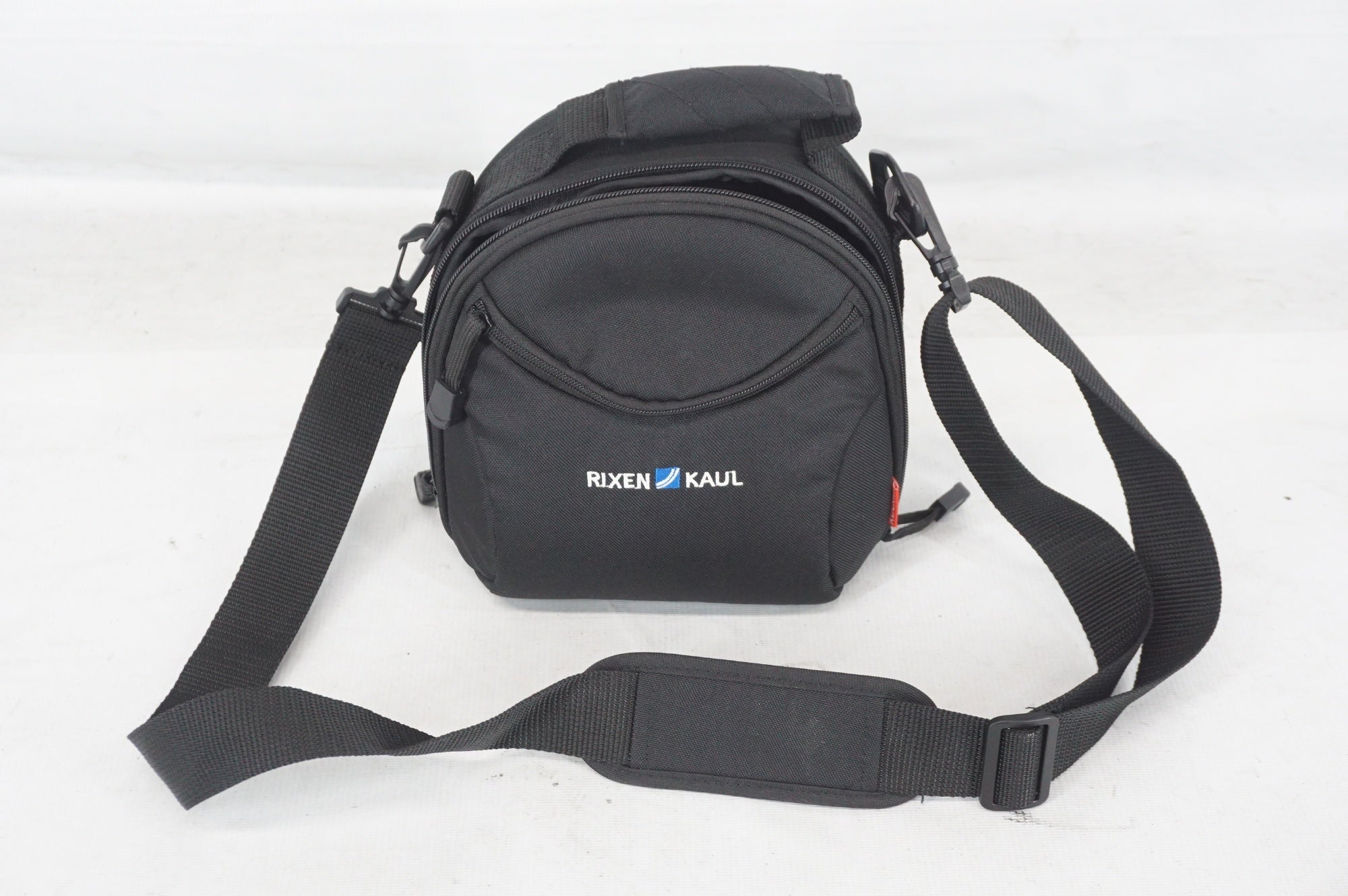 RIXEN&KAUL 「リクセンカウル」 KT814 スマイル フロントバッグ / 阪急塚口店