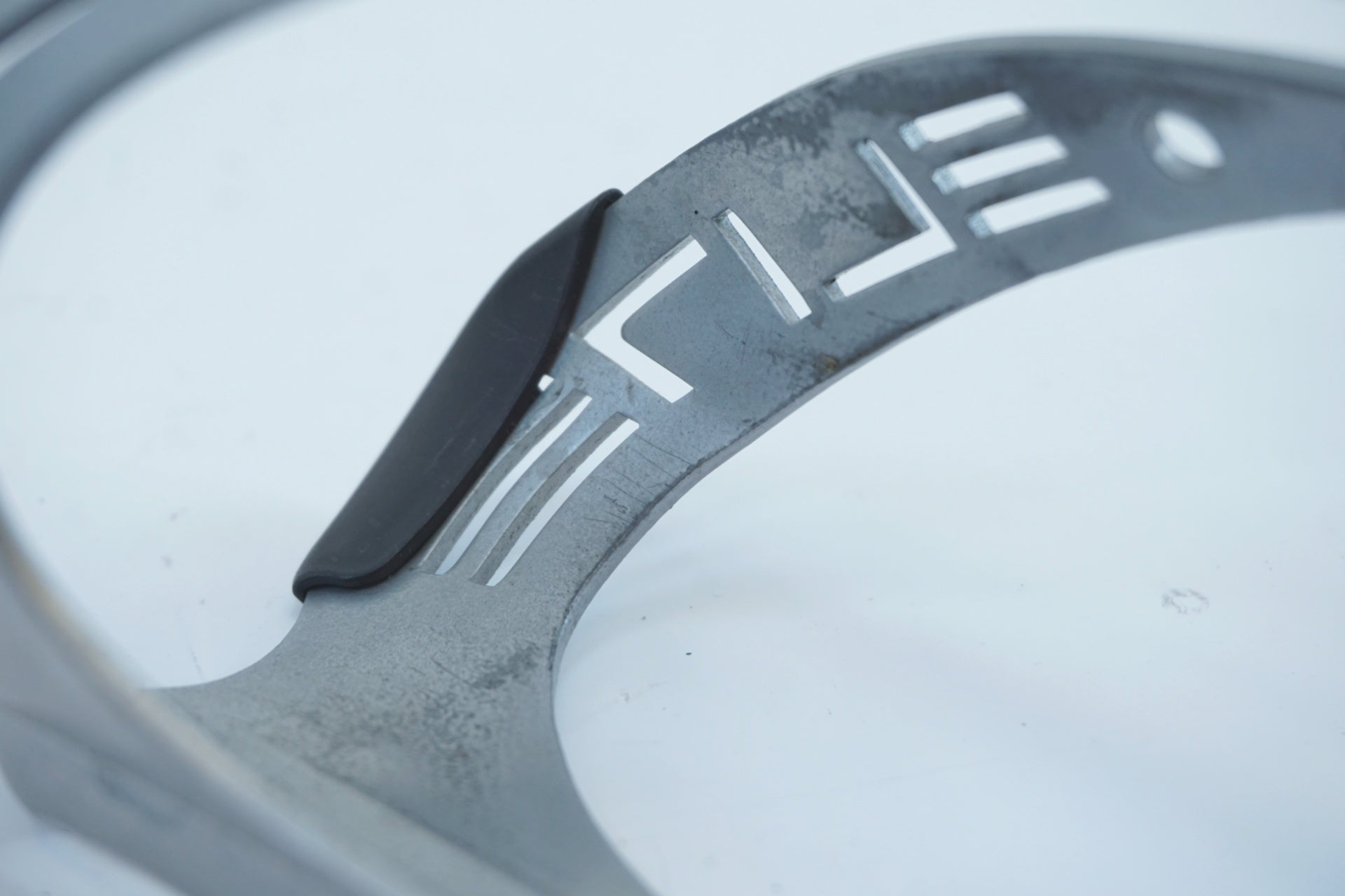 ELITE 「エリート」 ボトルケージ / 有明ガーデン店