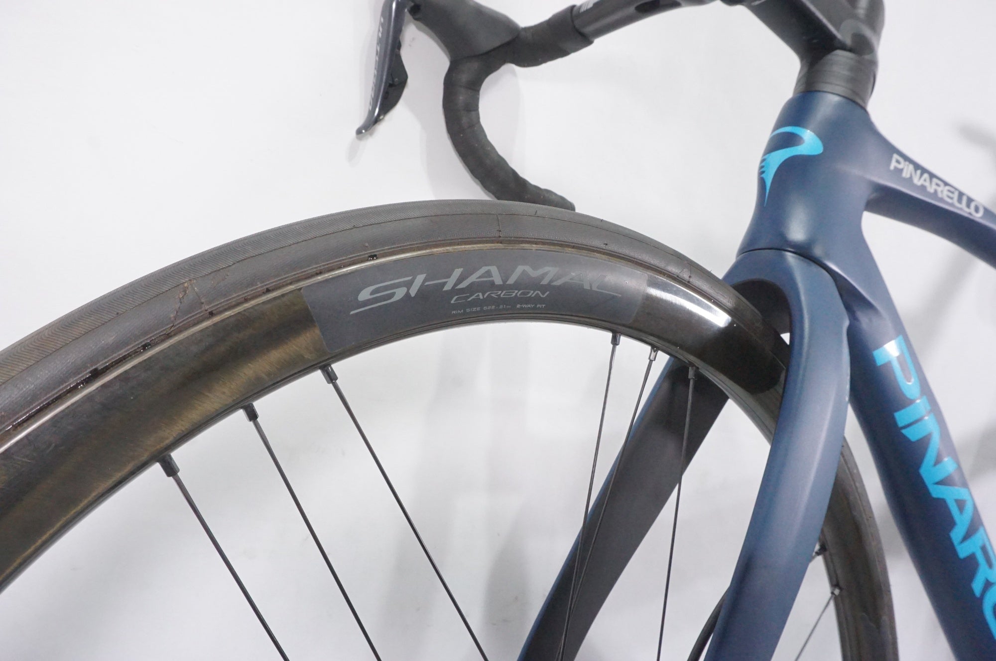 PINARELLO 「ピナレロ」 PRINCE 2021年カスタム ロードバイク / AKIBA店