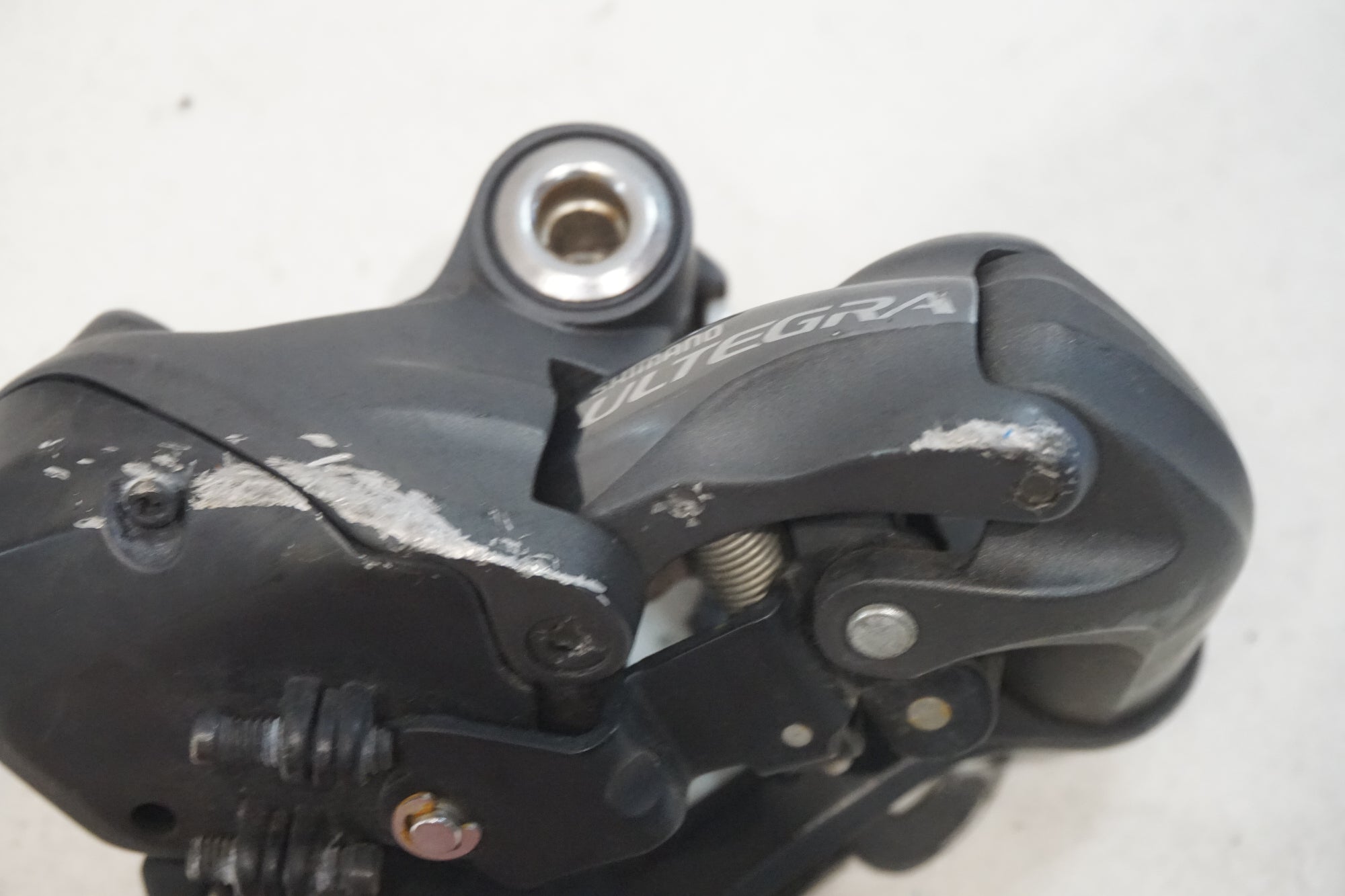 SHIMANO 「シマノ」 ULTEGRA 6770 Di2 コンポ3点(ST,FD,RD) +バッテリー,充電器,ジャンクション セット / 横浜戸塚店