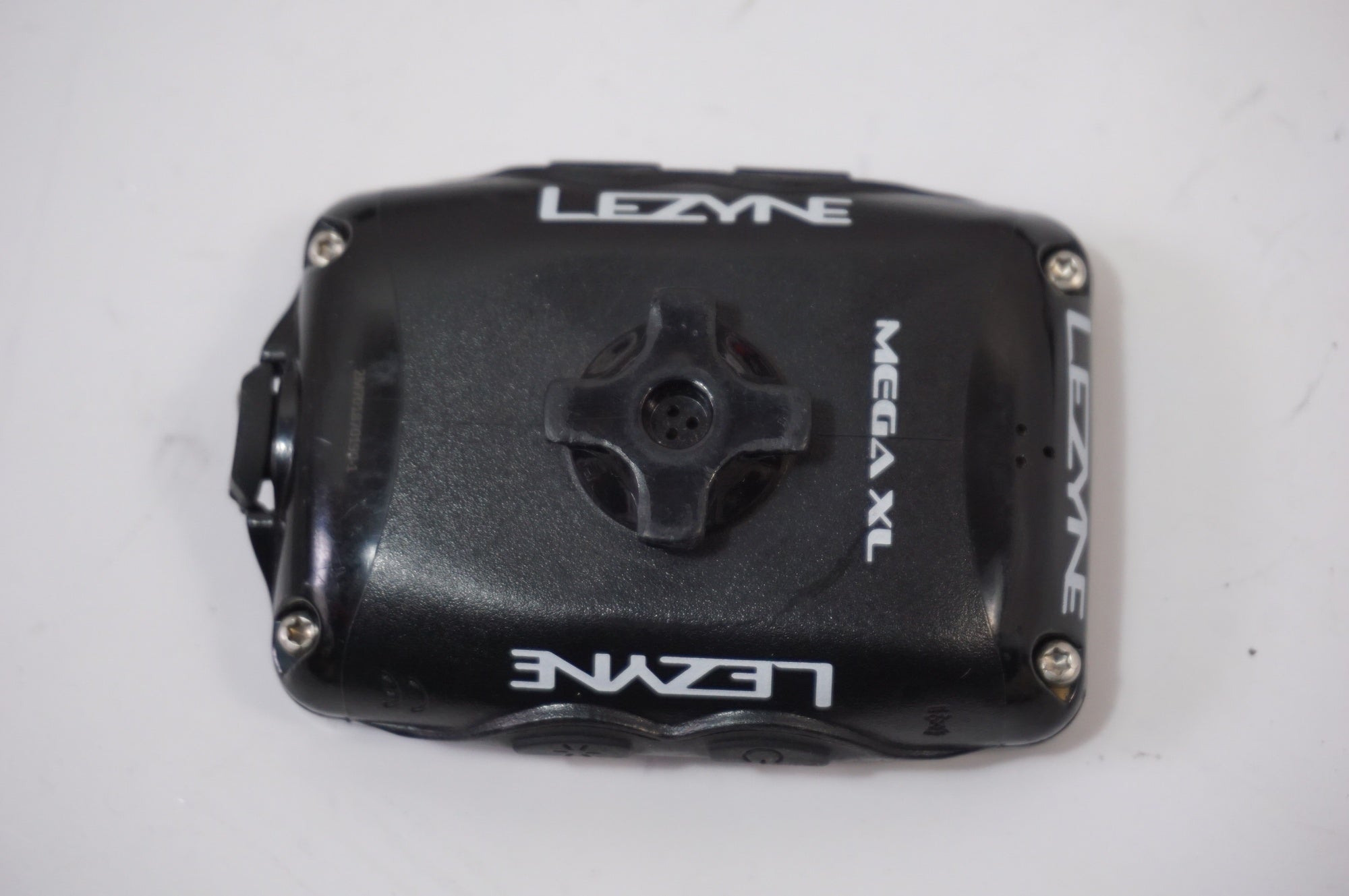 LEZYNE 「レザイン」 MEGA XL GPS サイクルコンピューター / 世田谷店