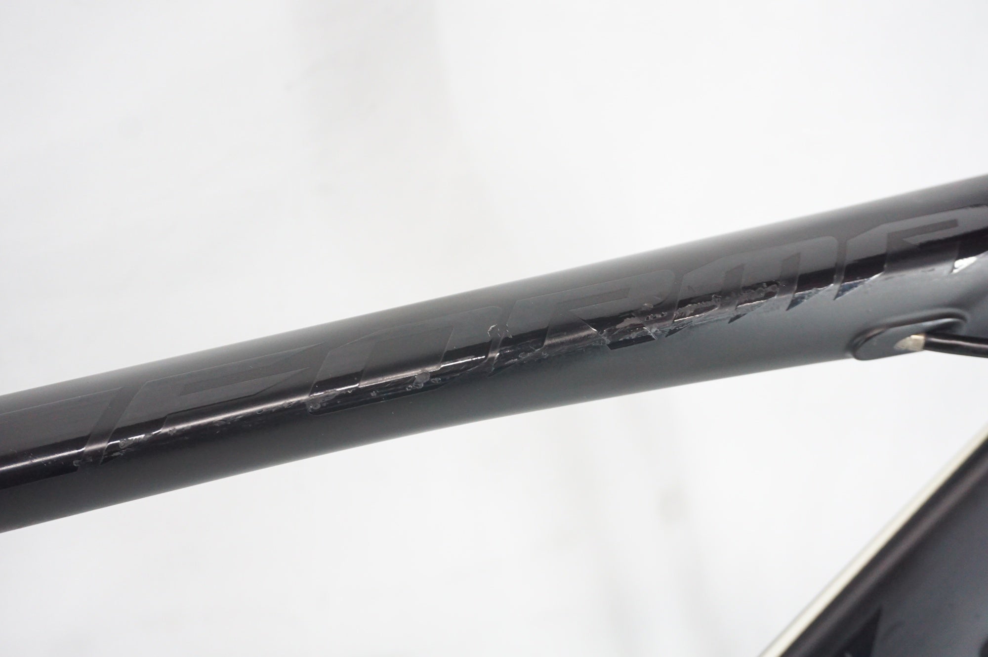 GIANT 「ジャイアント」 FORMA 2019年モデル クロスバイク / 阪急塚口店