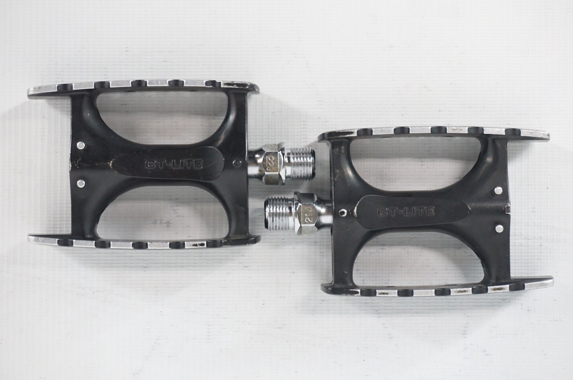 MKS 「ミカシマ」 CT-LITE ペダル / 阪急塚口店