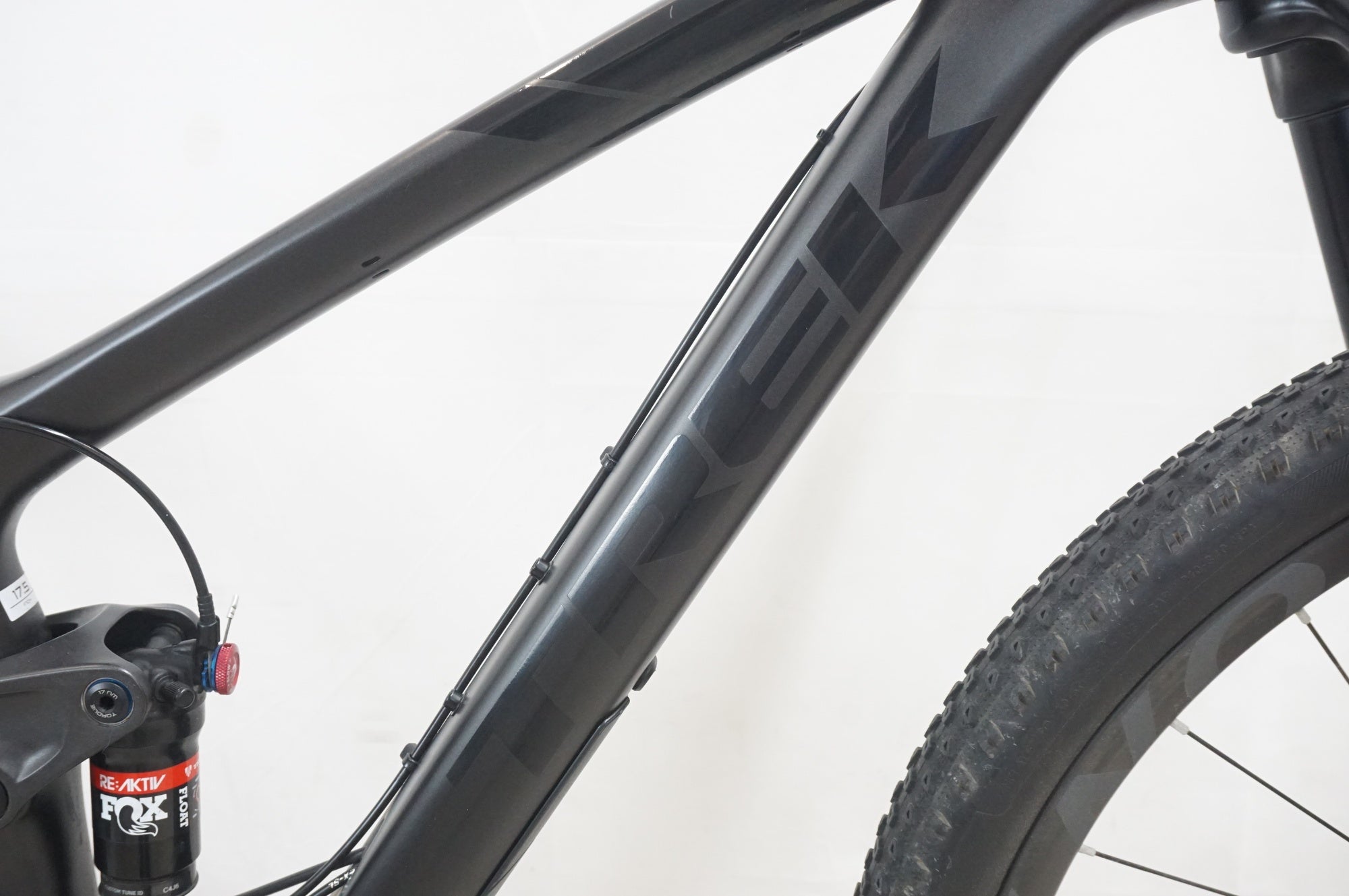 TREK 「トップフューエル」 TOP FUEL 9.8 SL 2017年モデル マウンテンバイク / 福岡店