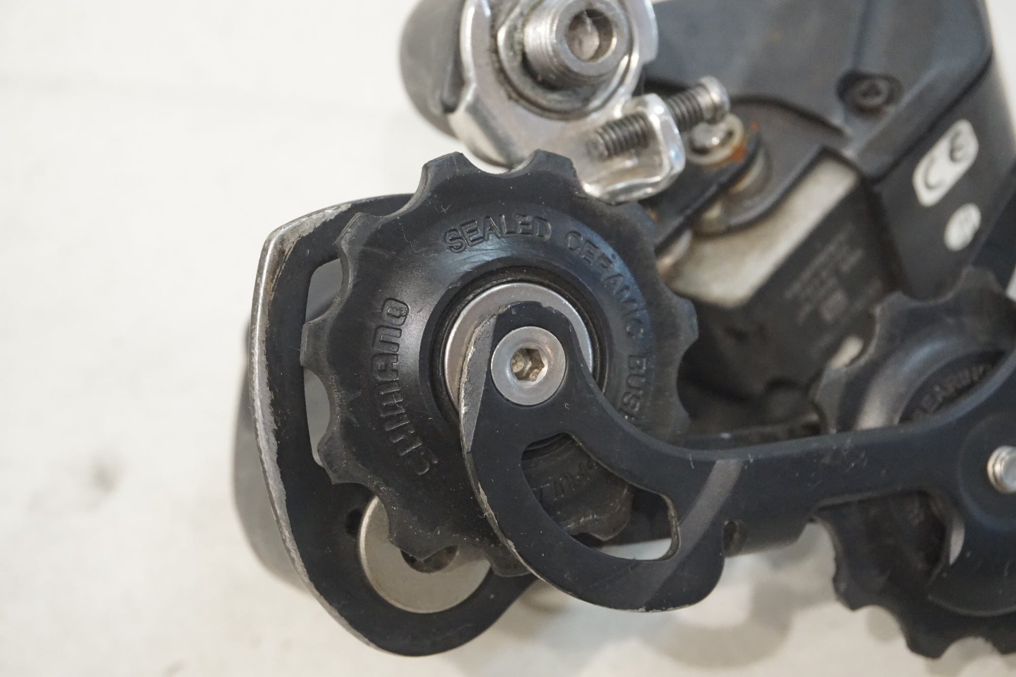 SHIMANO 「シマノ」 ULTEGRA 6770 Di2 コンポ3点(ST,FD,RD) +バッテリー,充電器,ジャンクション セット / 横浜戸塚店