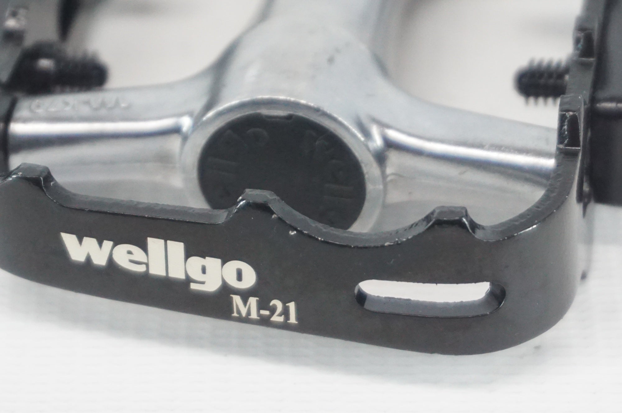 WELLGO 「ウェルゴ」 M-21 ペダル / 阪急塚口店