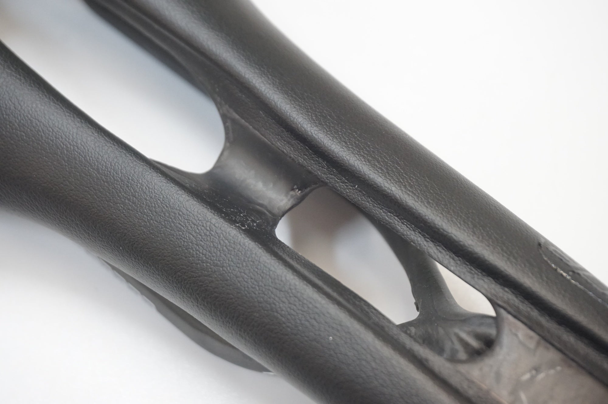 SELLE SAN MARCO 「セラサンマルコ」 ASPIDE SUPERLEGGERA サドル / 福岡店