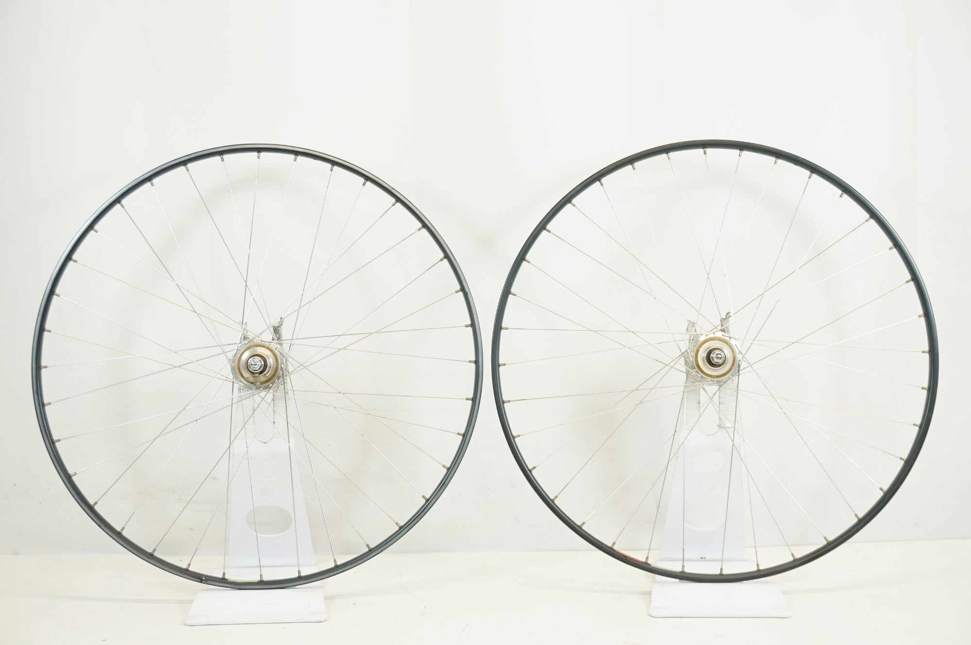 ARAYA GOLD 700C SUPERBE ハブ走行10ｋｍホイールセット ARAYA 「アラヤ」 GOLD WORLD CHAMPION リム SUNTOUR SUPERBE