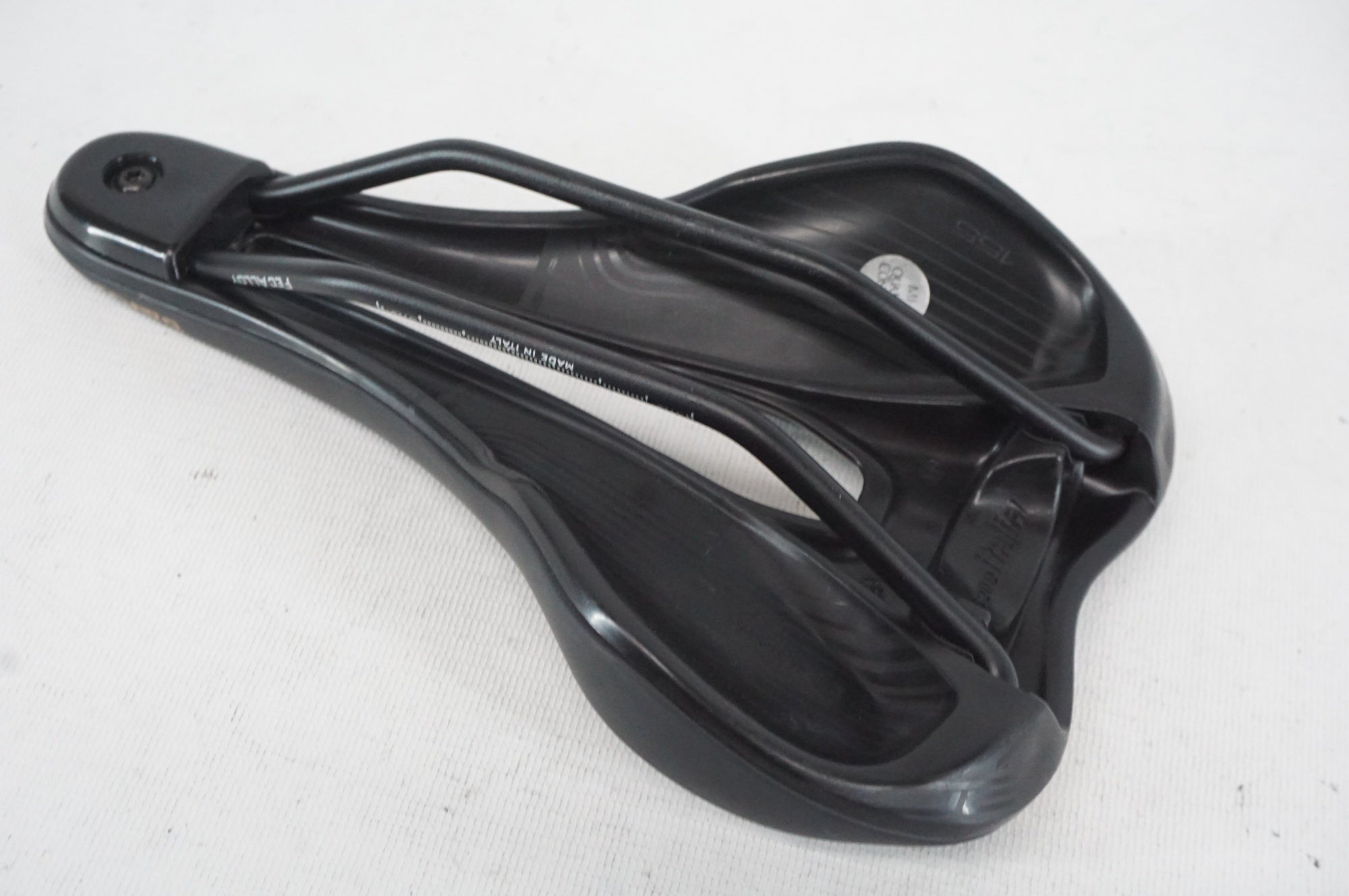 SELLE ITALIA 「セライタリア」 X-BOW SUPERFLOW サドル / 阪急塚口店