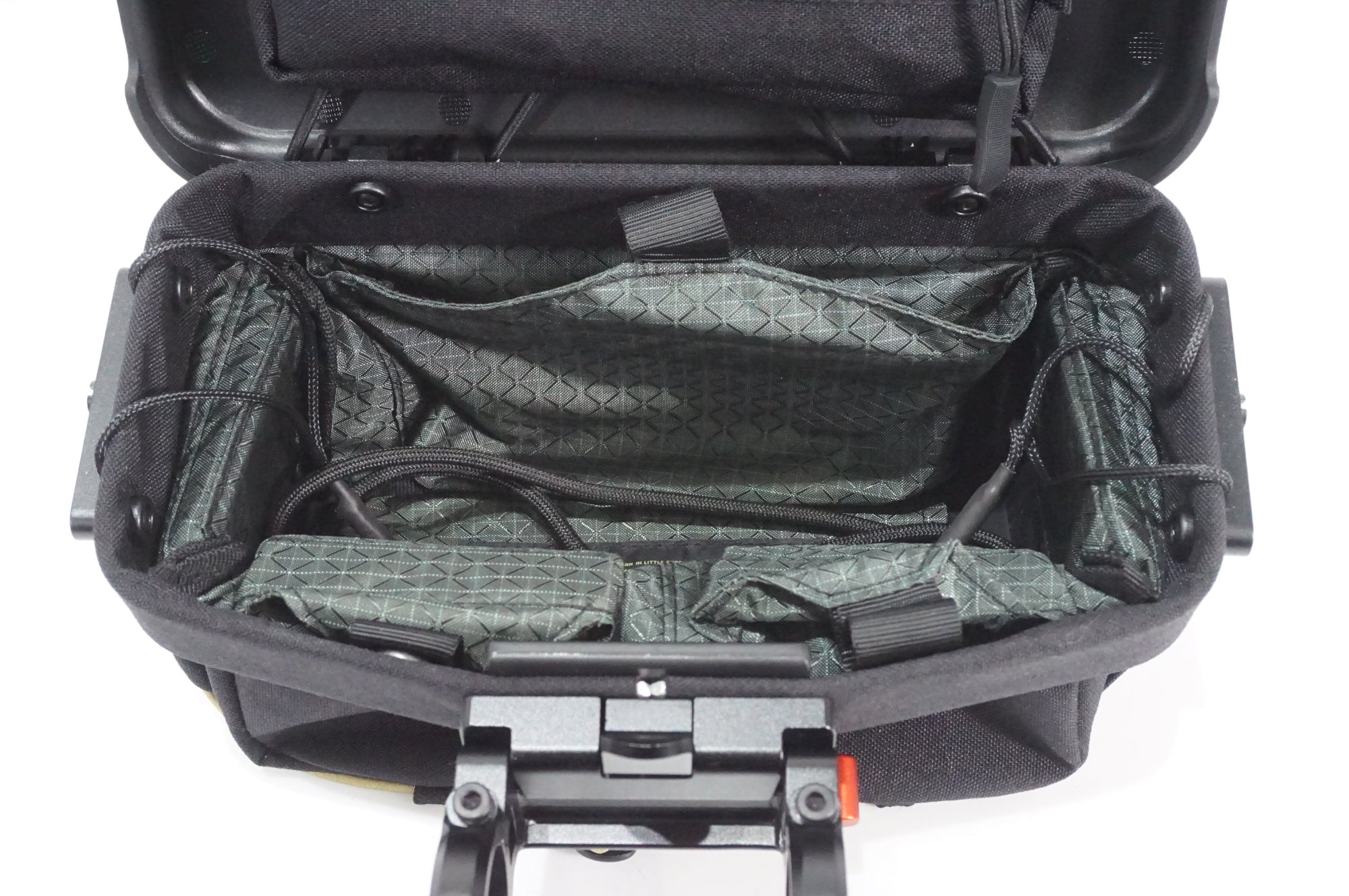 ROUTE WERKS 「ルートワークス」 THE HANDLEBAR BAG ハンドルバーバッグ / AKIBA店