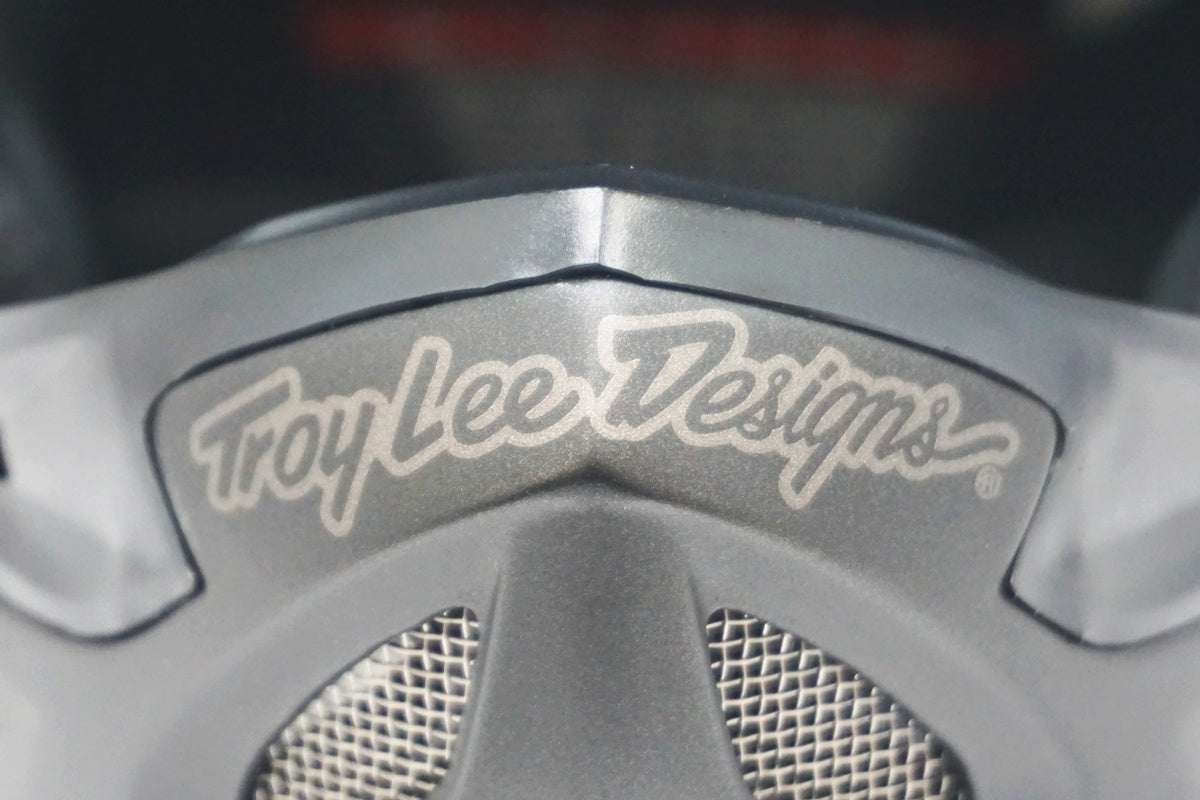 TROY LEE DESIGNS 「トロイリーデザインズ」 D3 FIBERLITE Lサイズ フルフェイス ヘルメット / 大阪美原北インター店