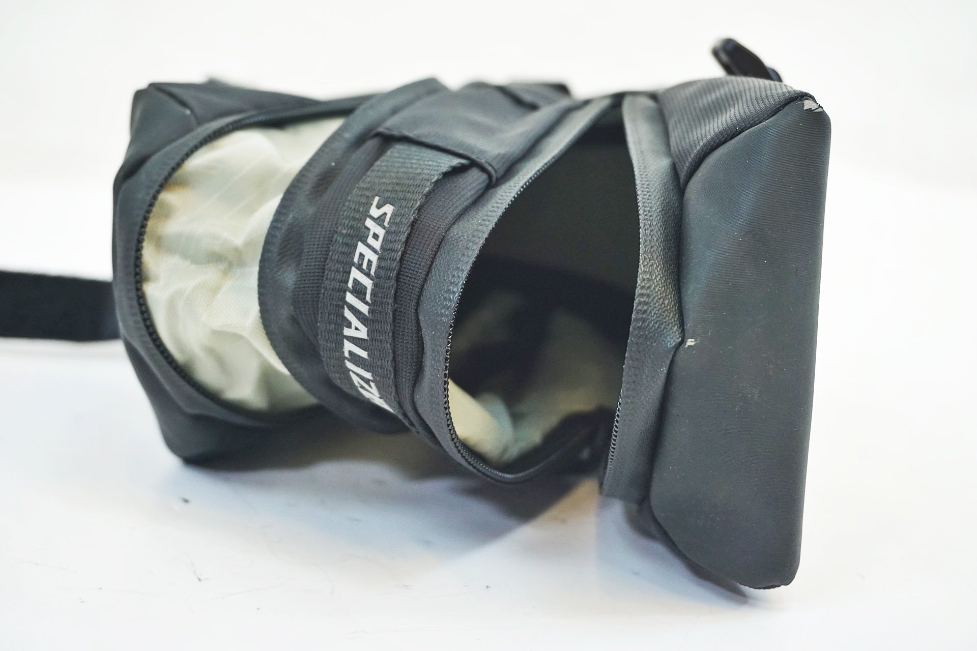 SPECIALIZED 「スペシャライズド」 サドルバッグ / 有明ガーデン店