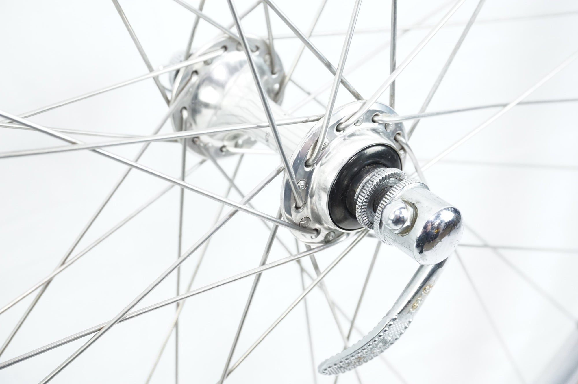 SUNTOUR 「サンツアー」 SUPERBE PRO BH-1500 / CAMPAGNOLO LAMBDA AERO ボスフリー ホイールセット / 中目黒店